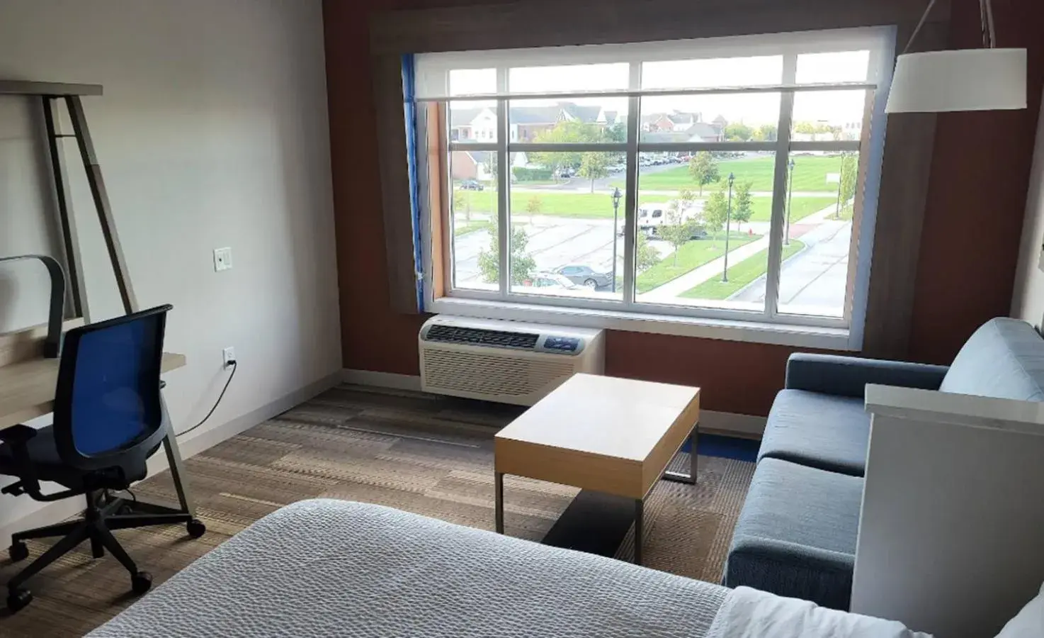 Queen Suite with Two Queen Beds and Sofa Bed in Holiday Inn Express & Suites Toledo South - Perrysburg by IHG Queen Suite with Two Queen Beds and Sofa Bed in Holiday Inn Express & Suites Toledo South - Perrysburg by IHG