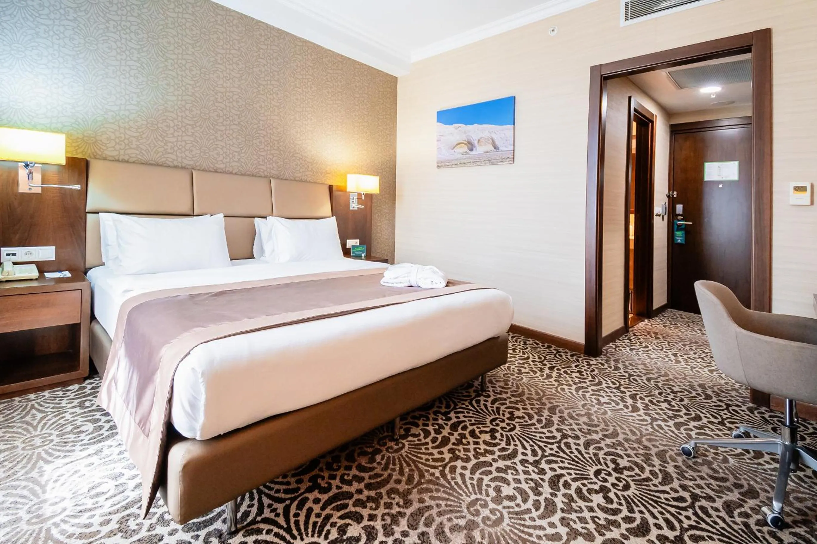 Bed in Holiday Inn Aktau by IHG