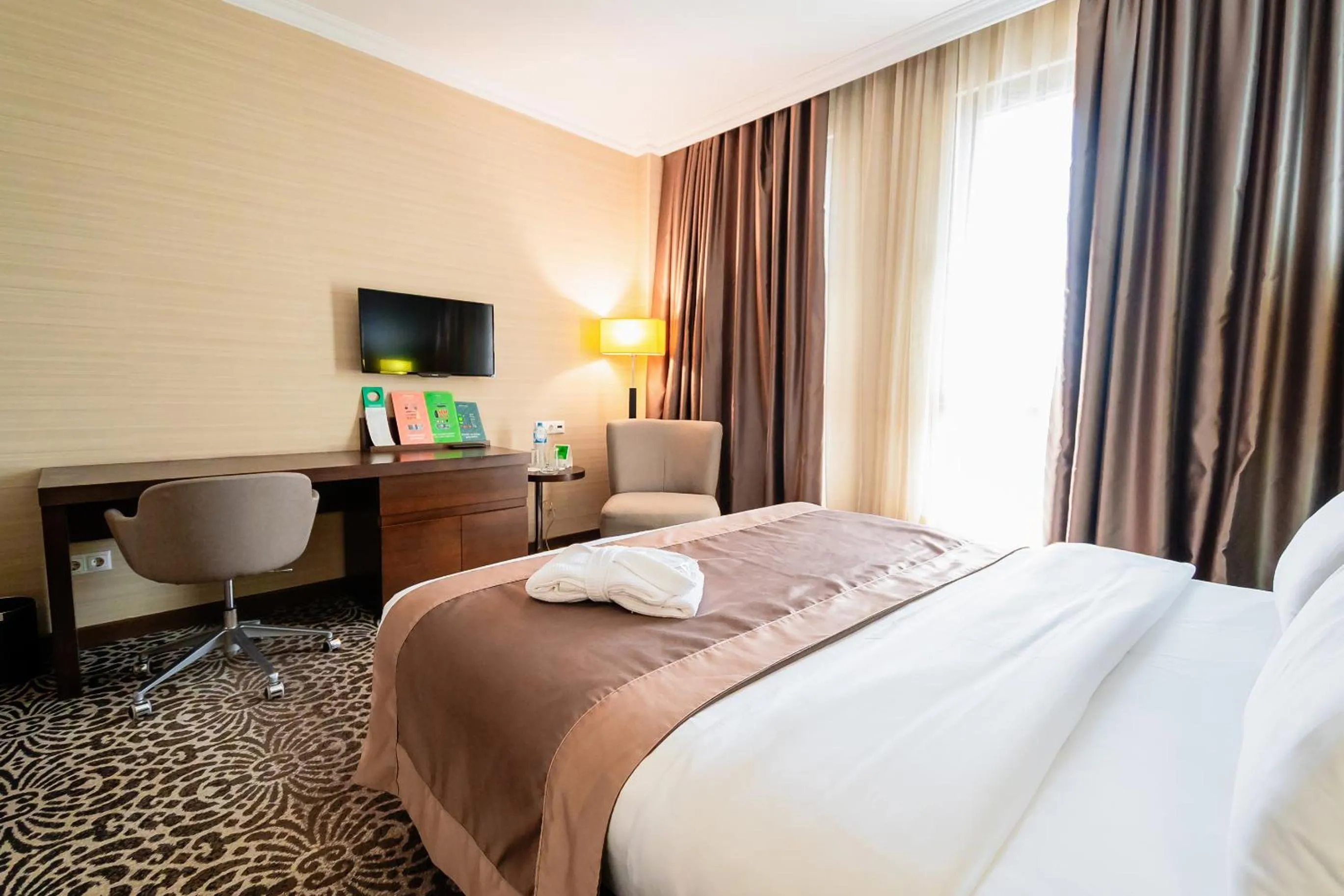 Bed in Holiday Inn Aktau by IHG