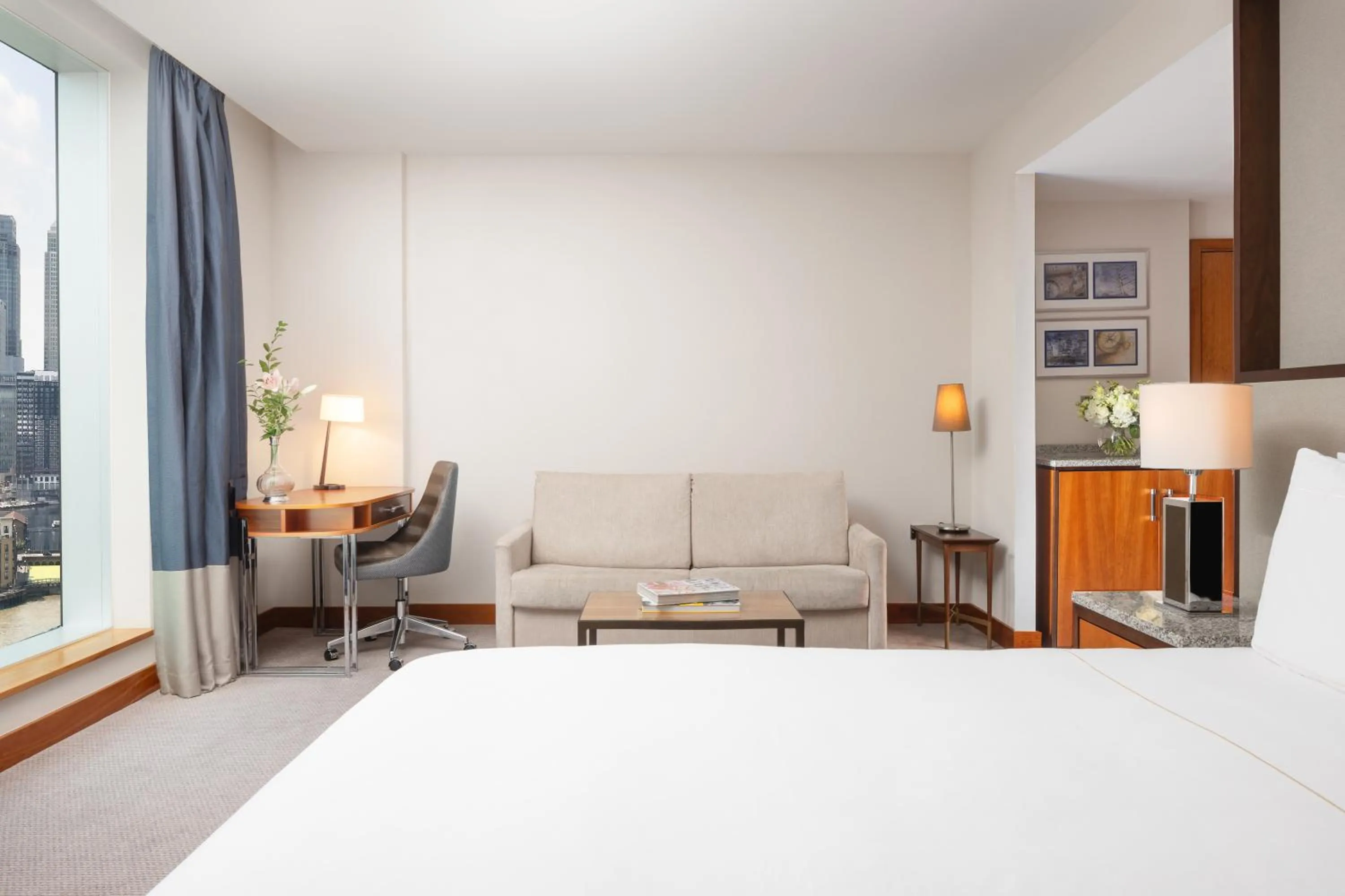 Bedroom, Bed in InterContinental London - The O2