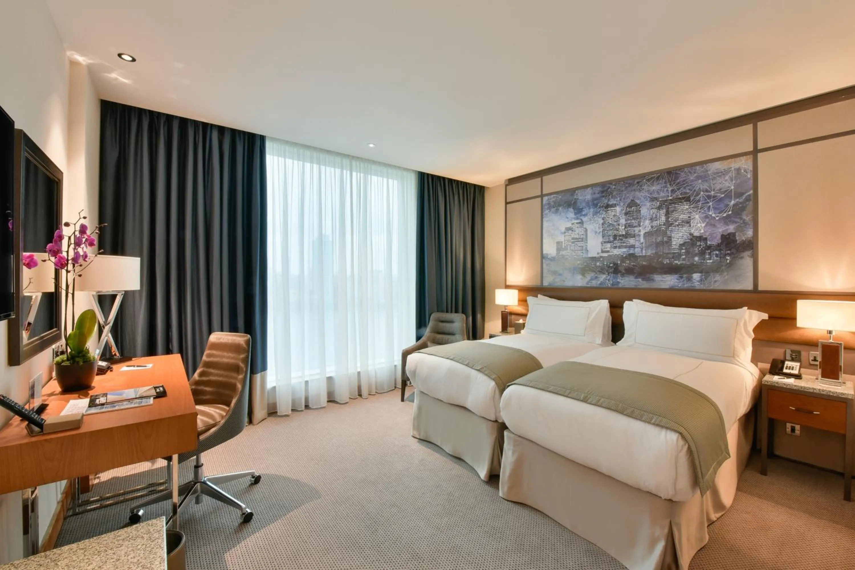 Photo of the whole room, Bed in InterContinental London - The O2