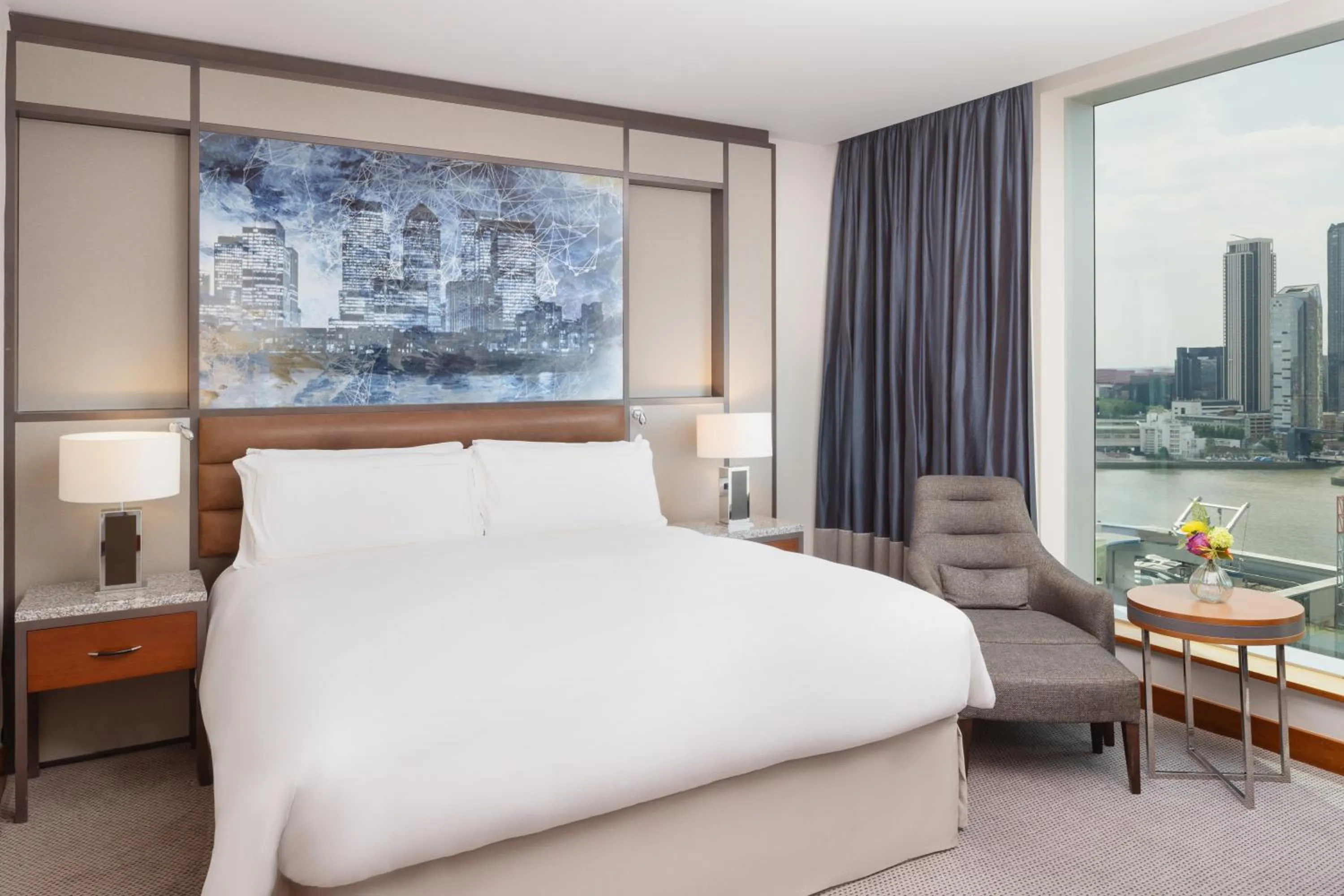 Bedroom, Bed in InterContinental London - The O2