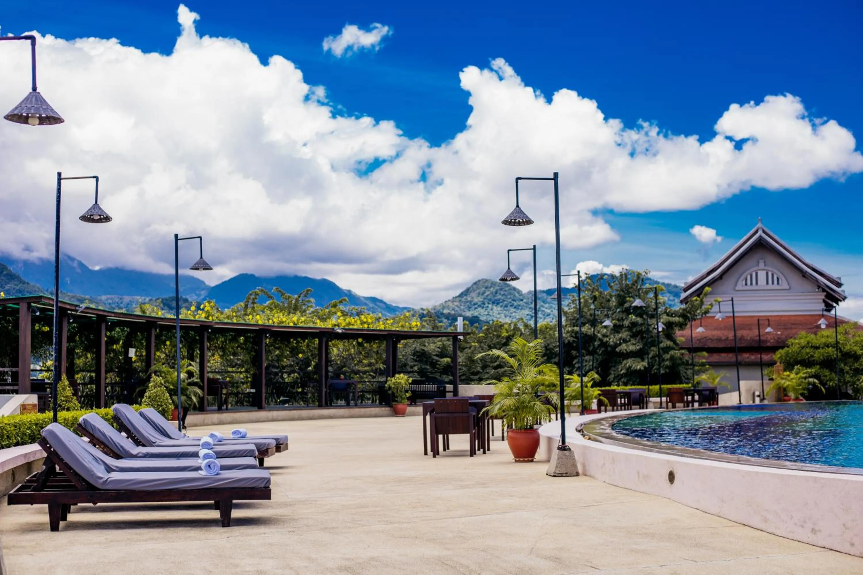 Swimming pool in Luang Prabang View Hotel