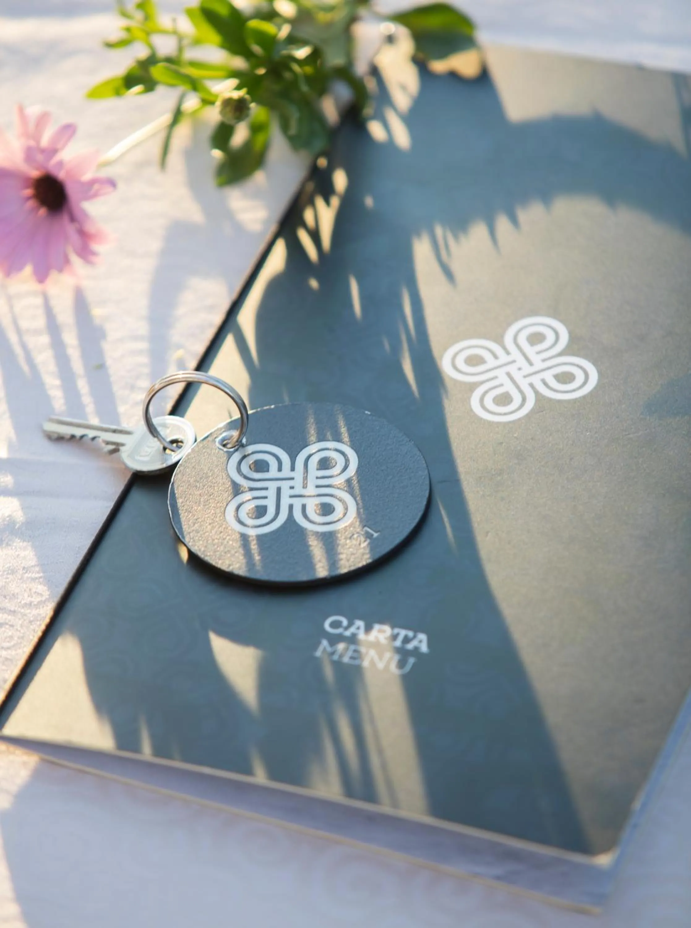 Logo/Certificate/Sign in Tugasa Hotel y Apartamentos rurales La Posada