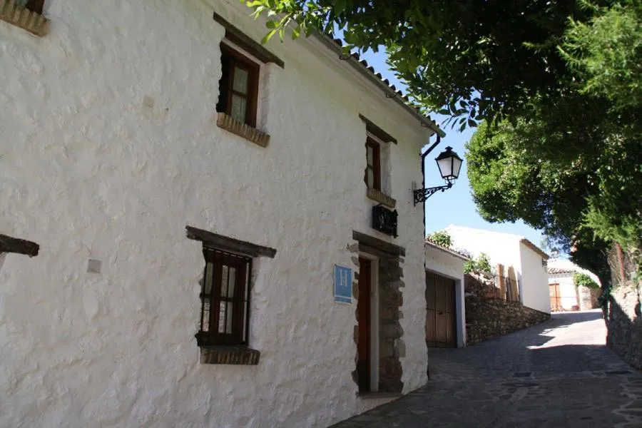 Property building in Tugasa Hotel y Apartamentos rurales La Posada