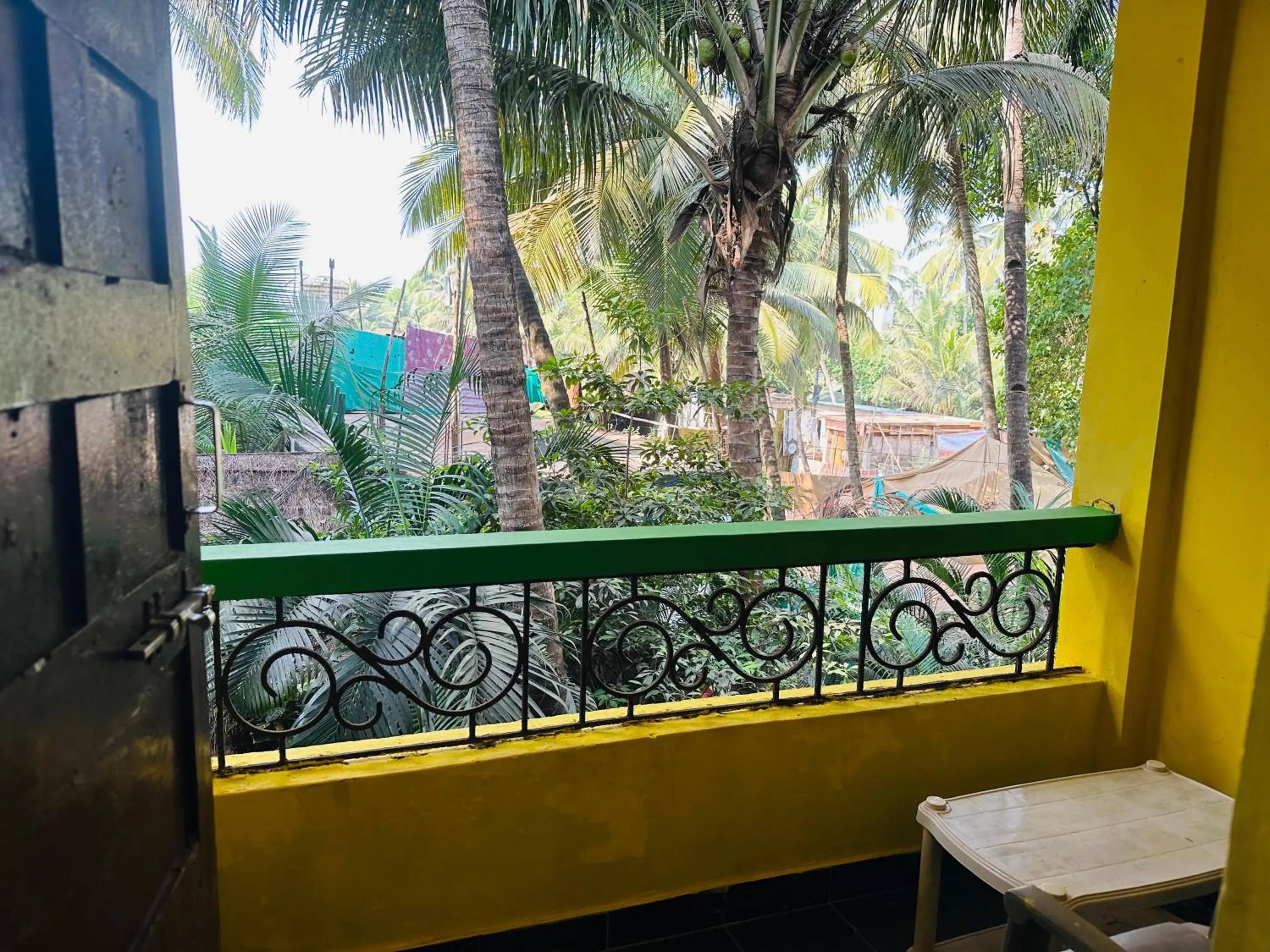 Balcony/Terrace in Savitri Guest House