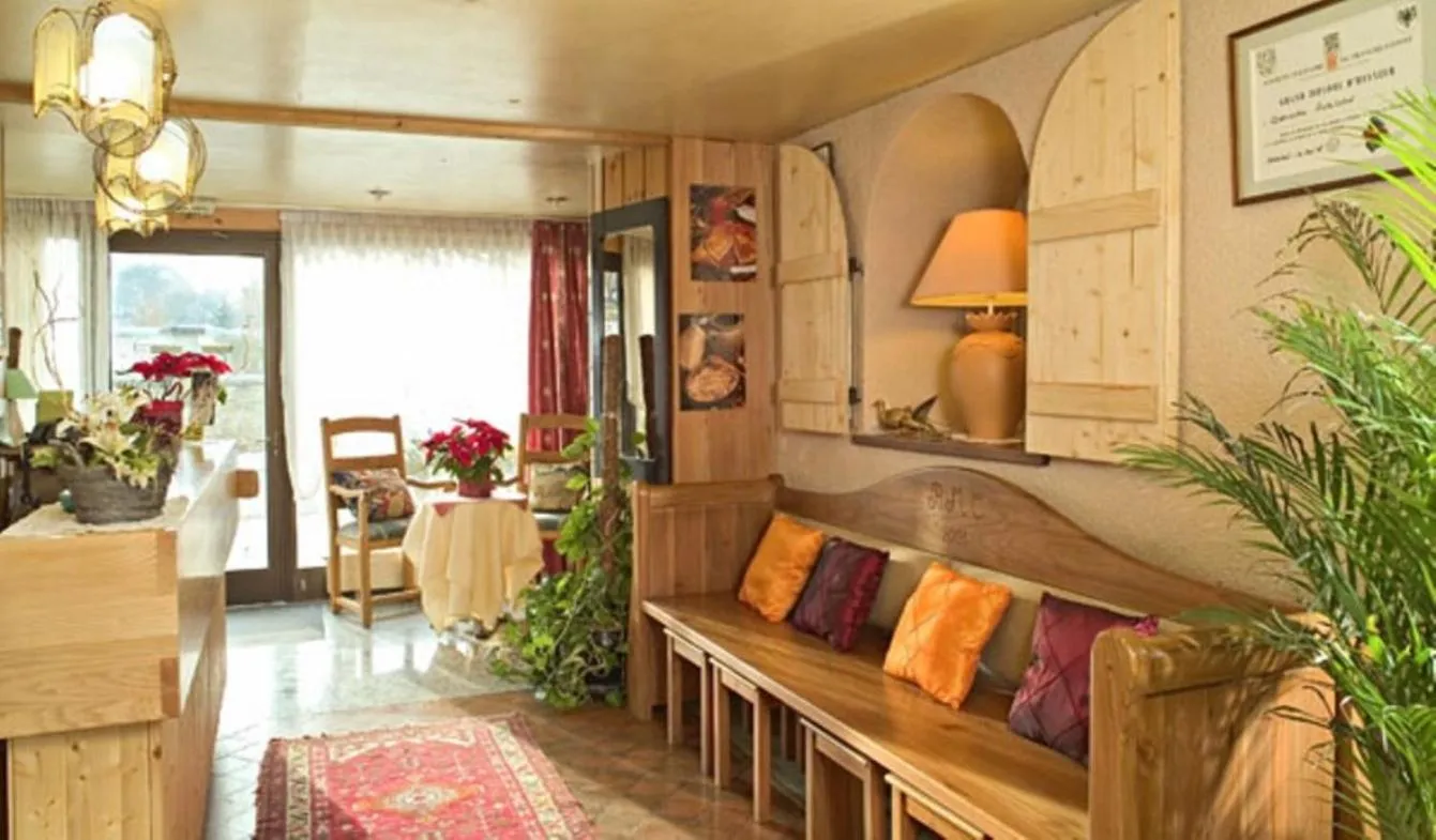 Logis Hôtel Restaurant Robichon