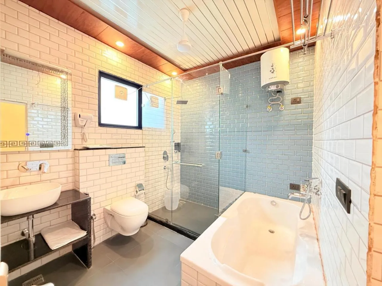 Shower in Rasa Boutique Stay