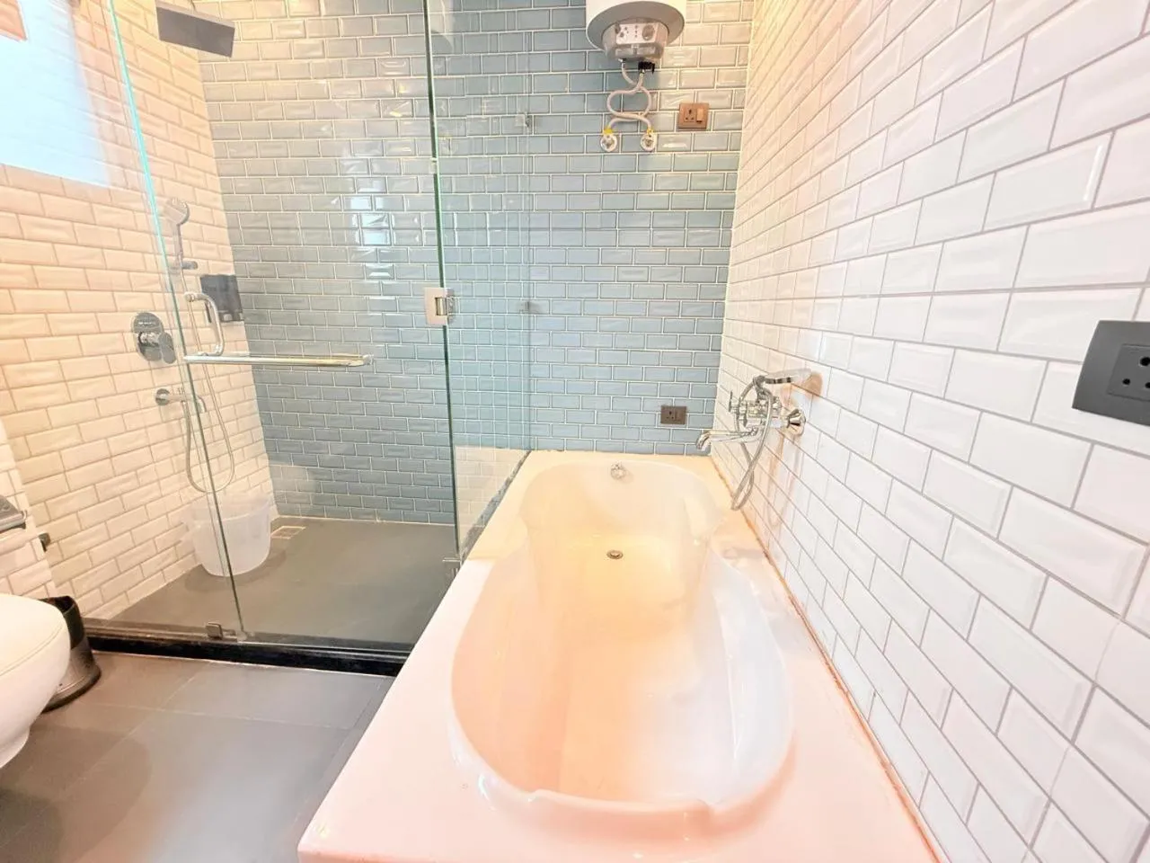Shower in Rasa Boutique Stay