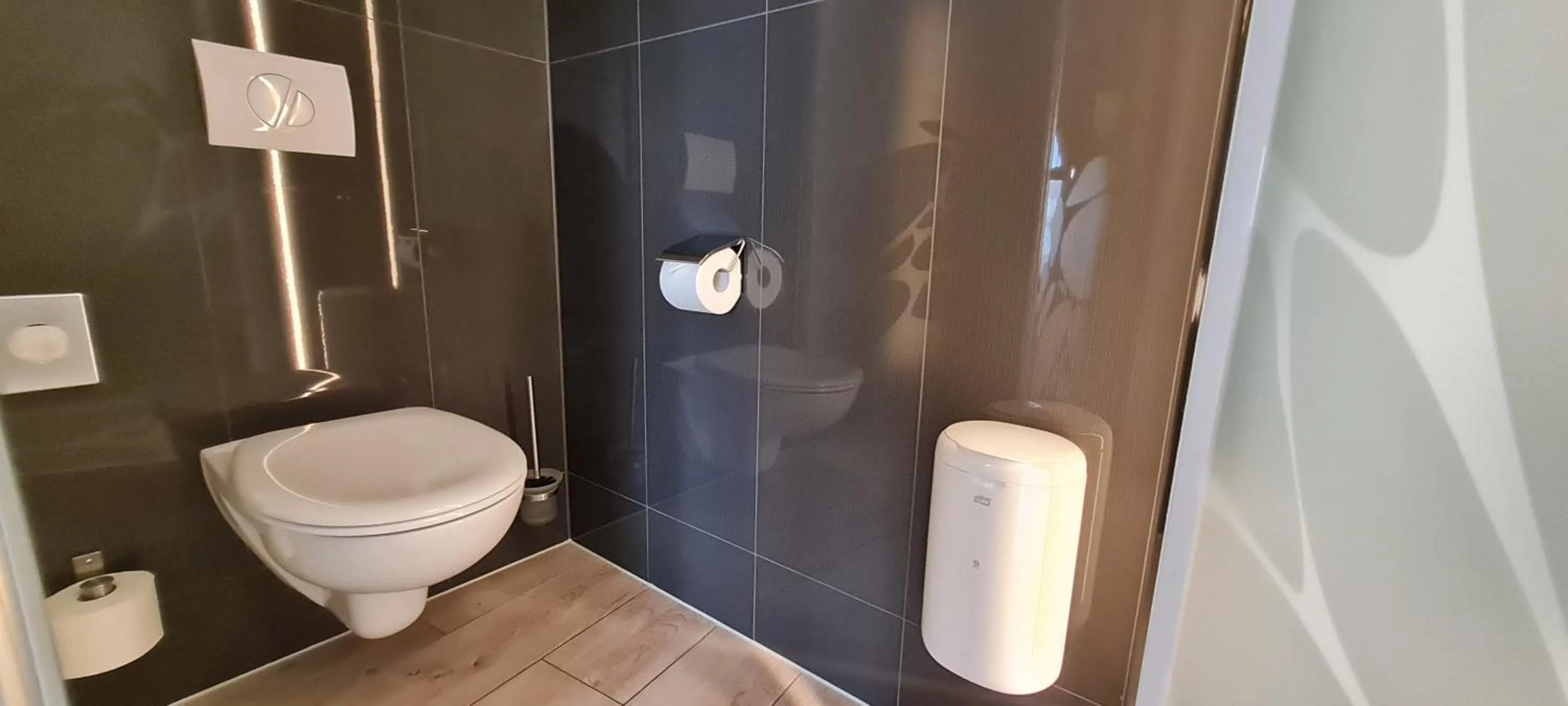 Toilet in Hotel Domizil