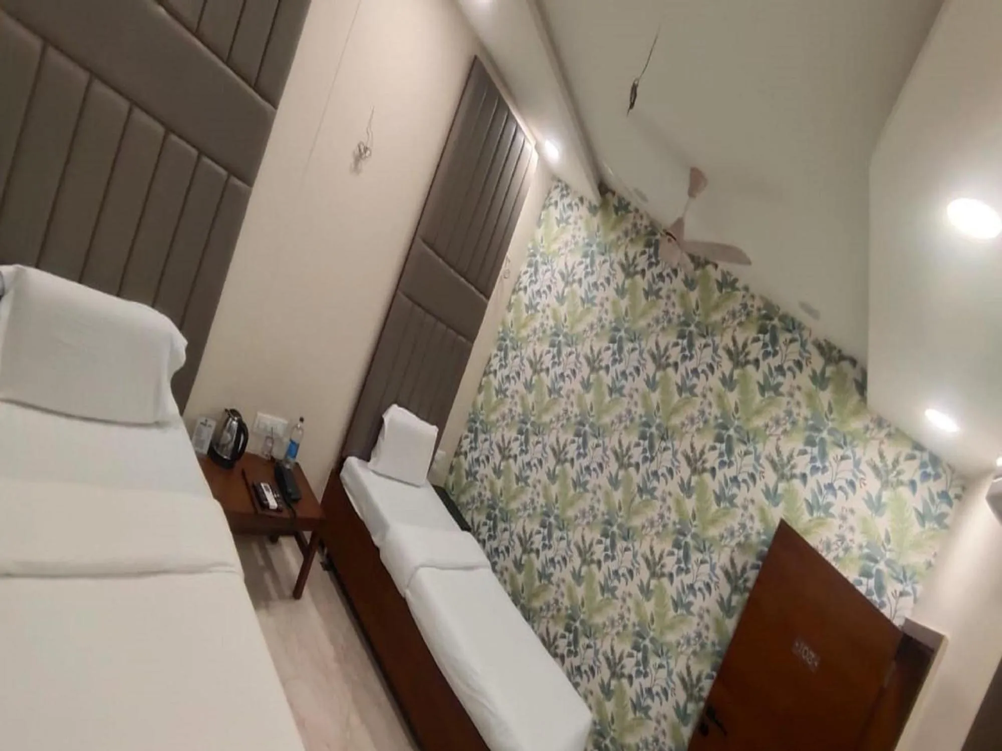 Bed in Hotel Raj Palace