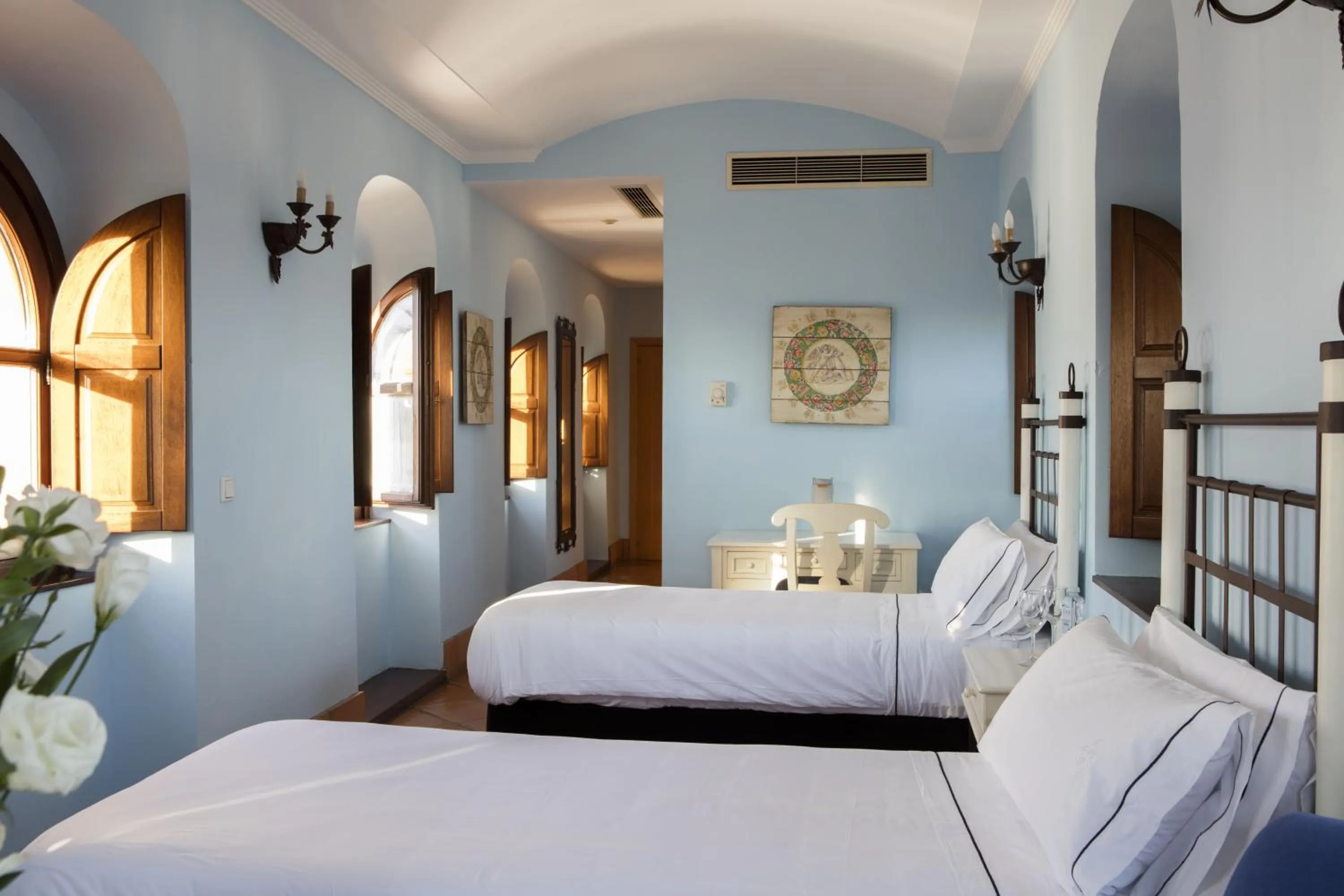 Bed in Hotel Tugasa Castillo de Castellar