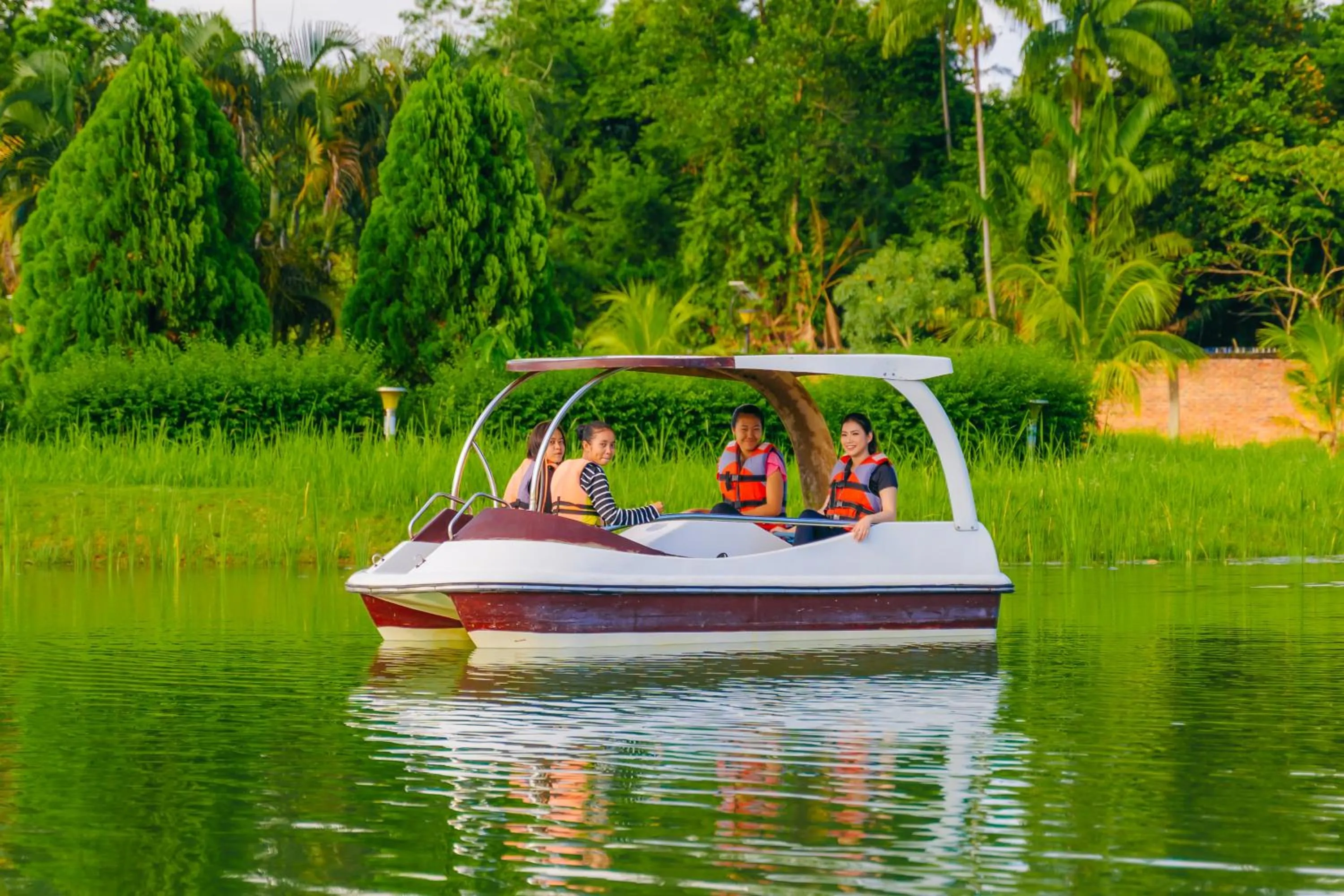 Lake view in de Bintan Villa