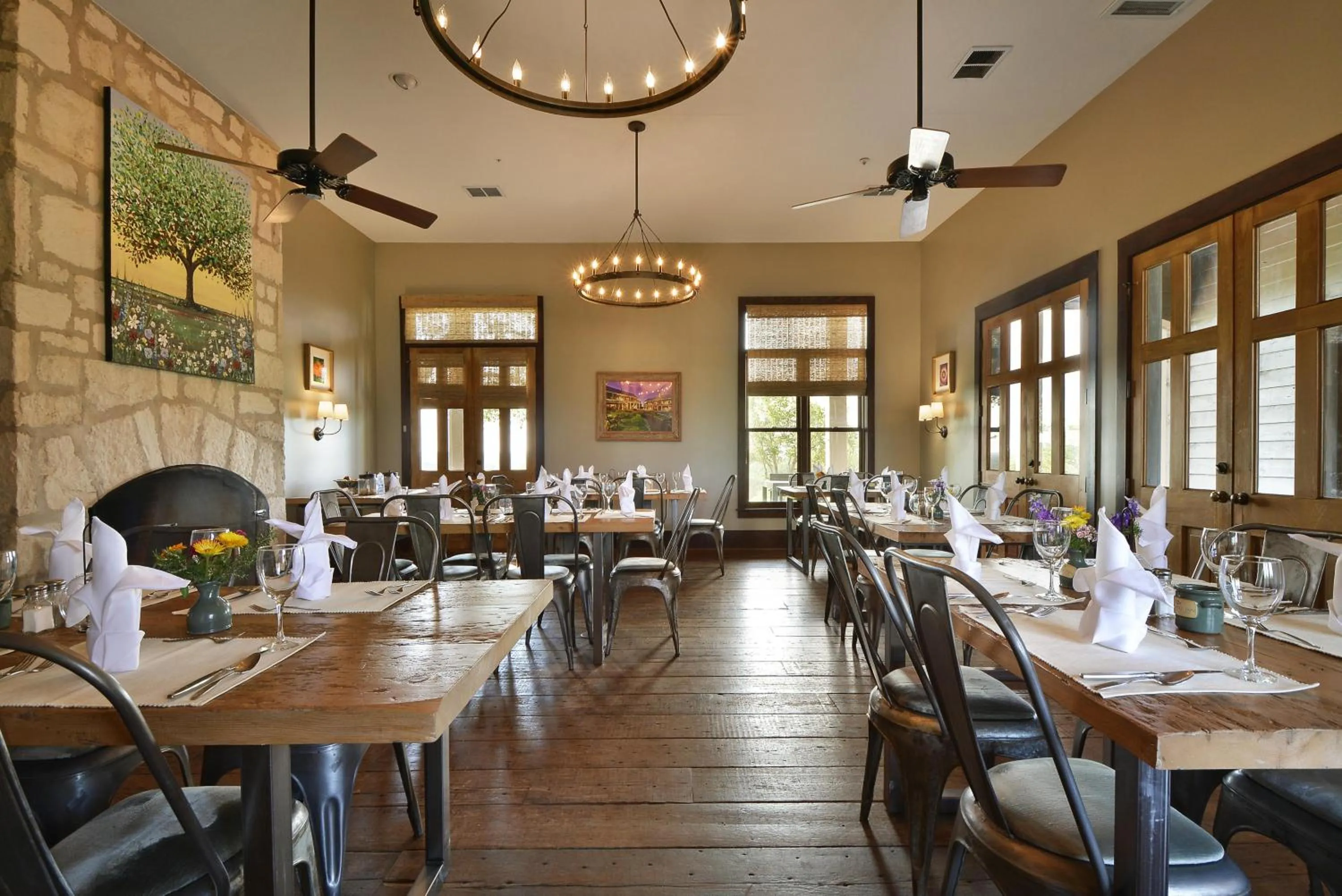 Restaurant/places to eat in Sage Hill Inn & Spa