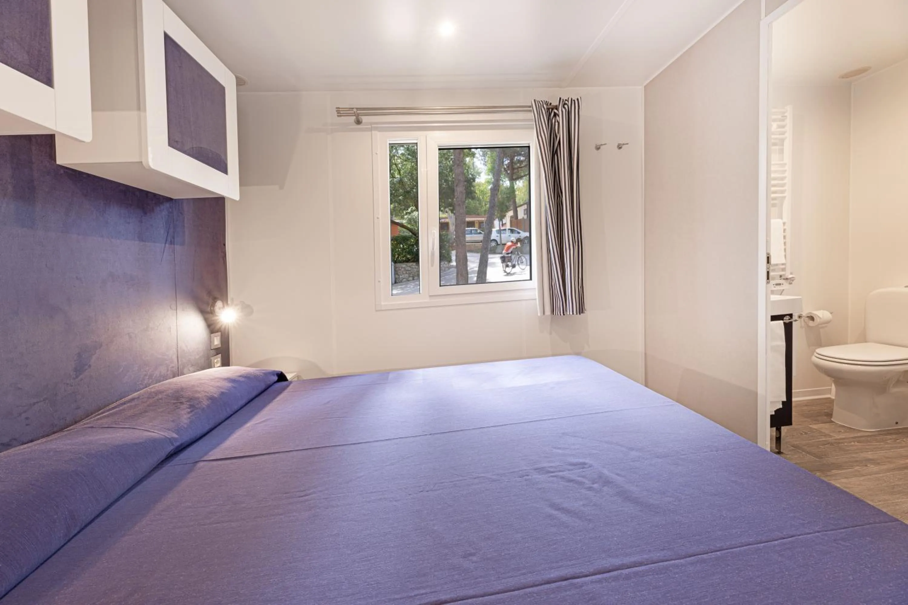 Toilet, Bed in Camping Village Le Calanchiole