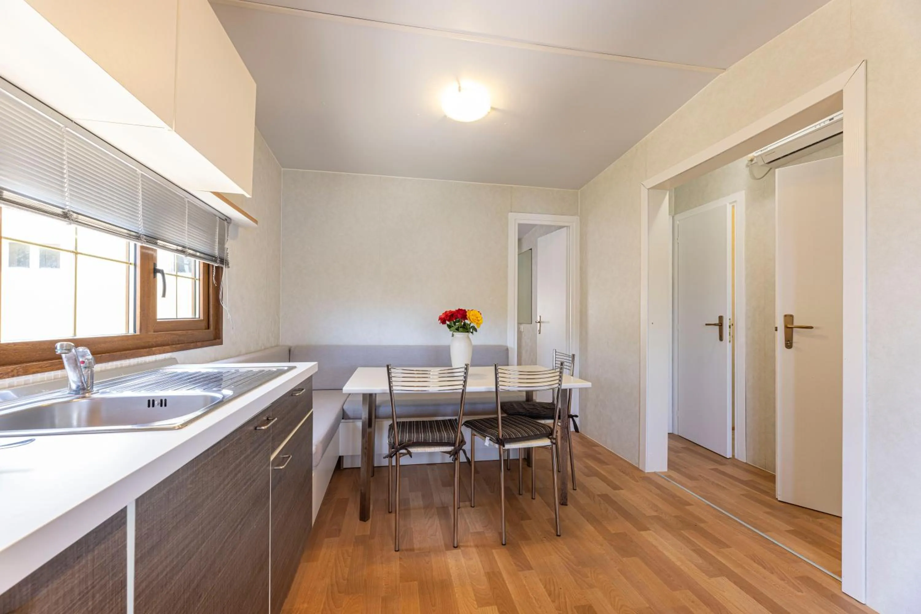 Kitchen or kitchenette in Camping Village Le Calanchiole