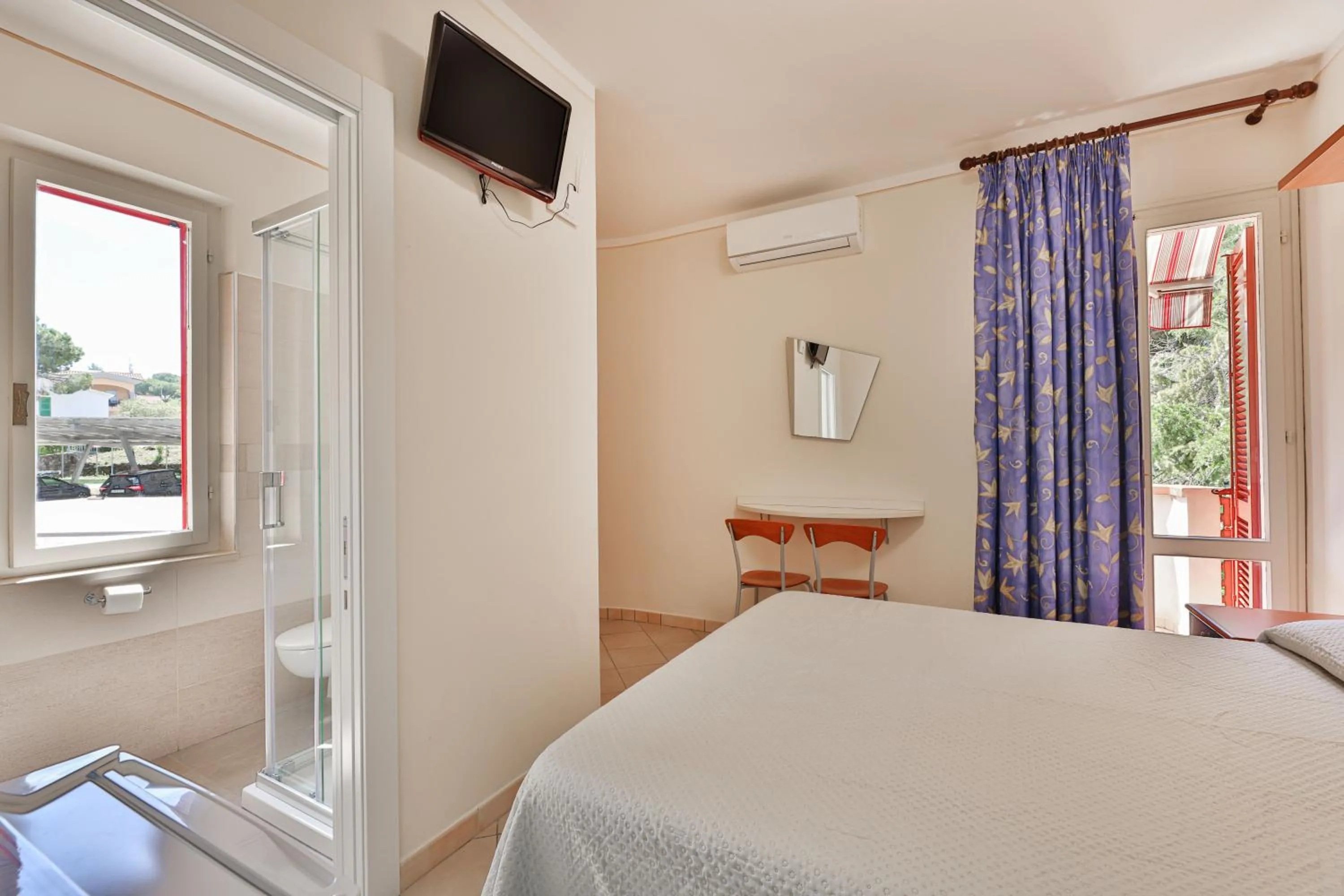 Bed in Camping Village Le Calanchiole
