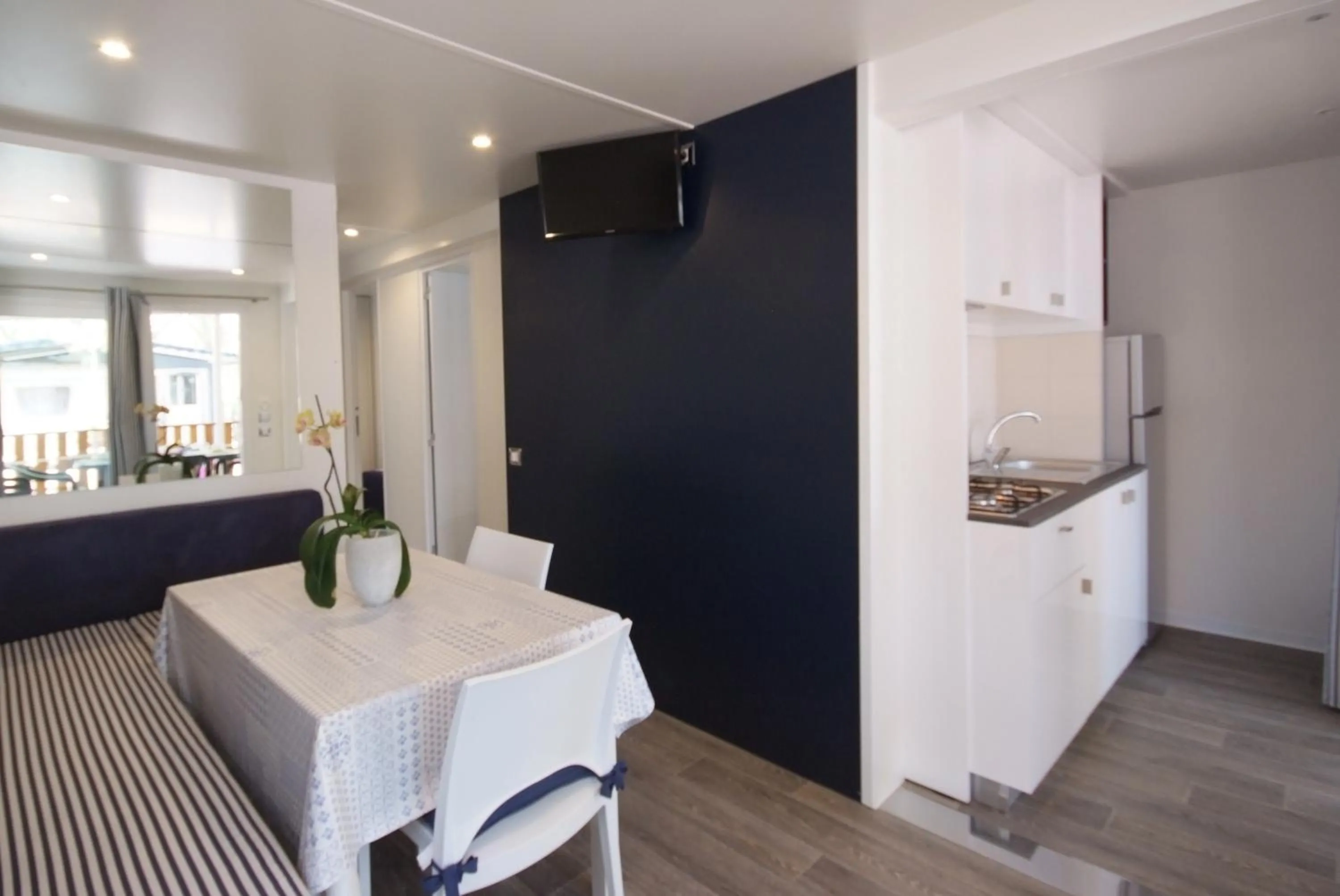 Kitchen or kitchenette in Camping Village Le Calanchiole