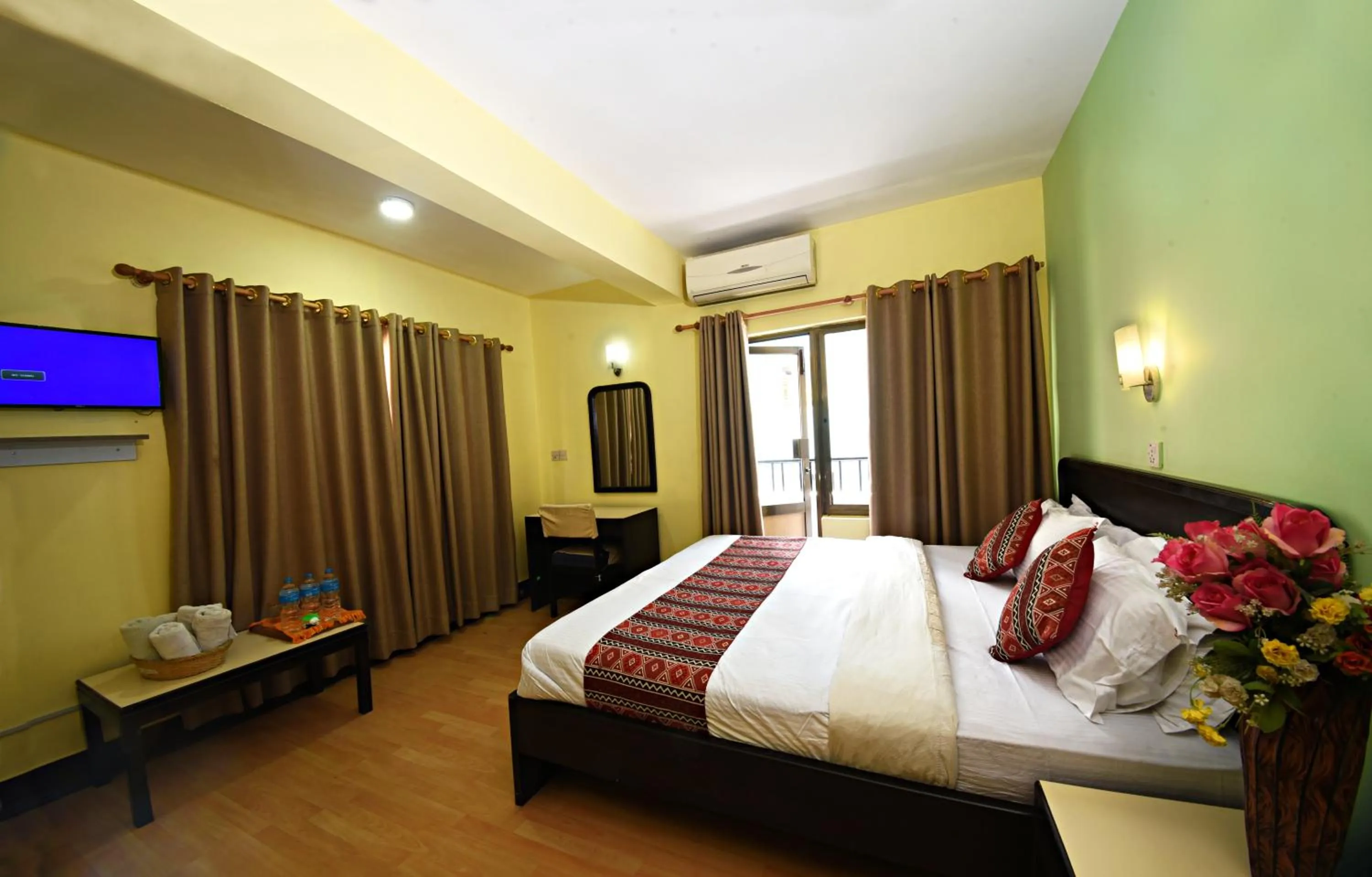 Photo of the whole room, Bed in Sacred Boutique Hotel