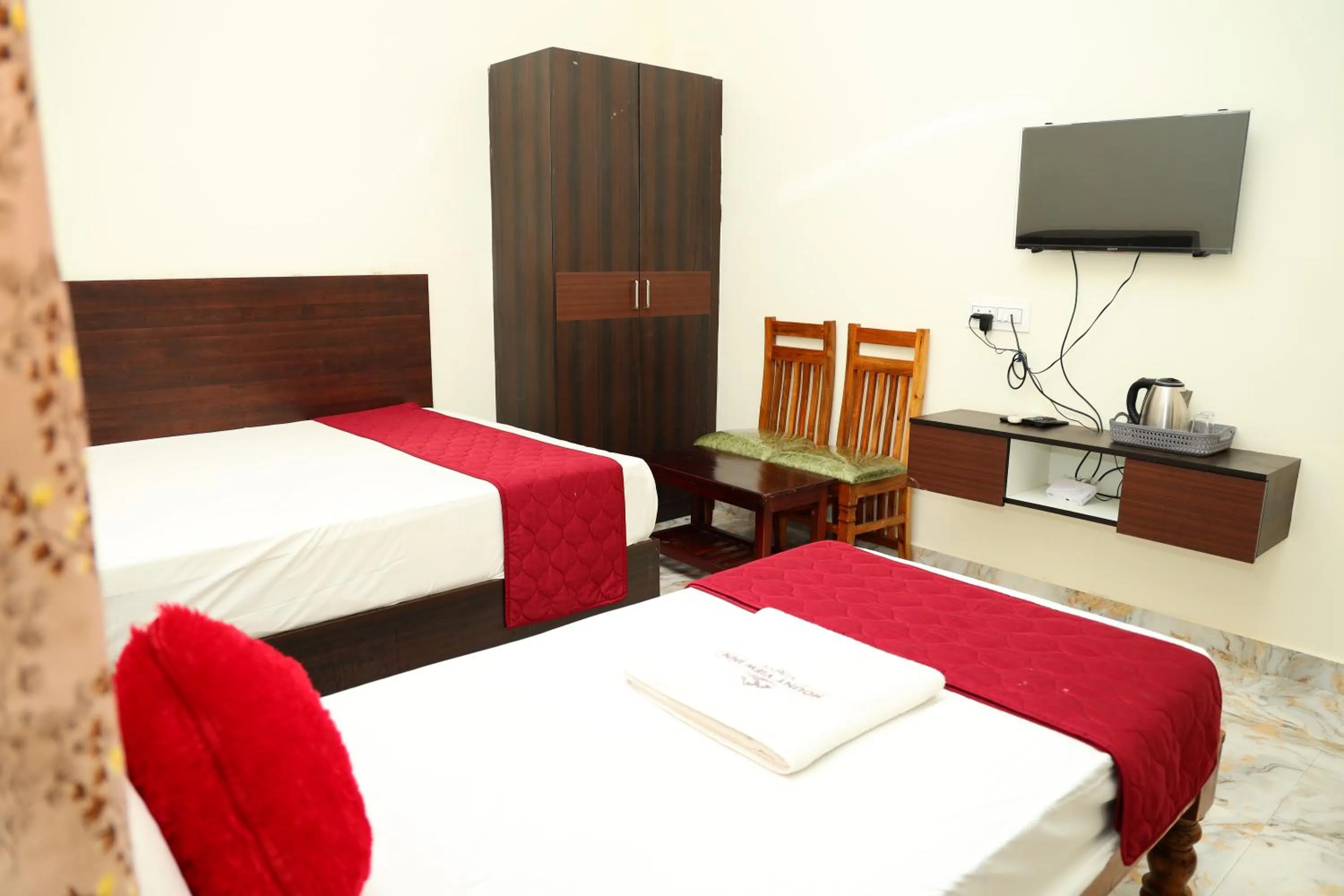 Bed in Mount View Inn