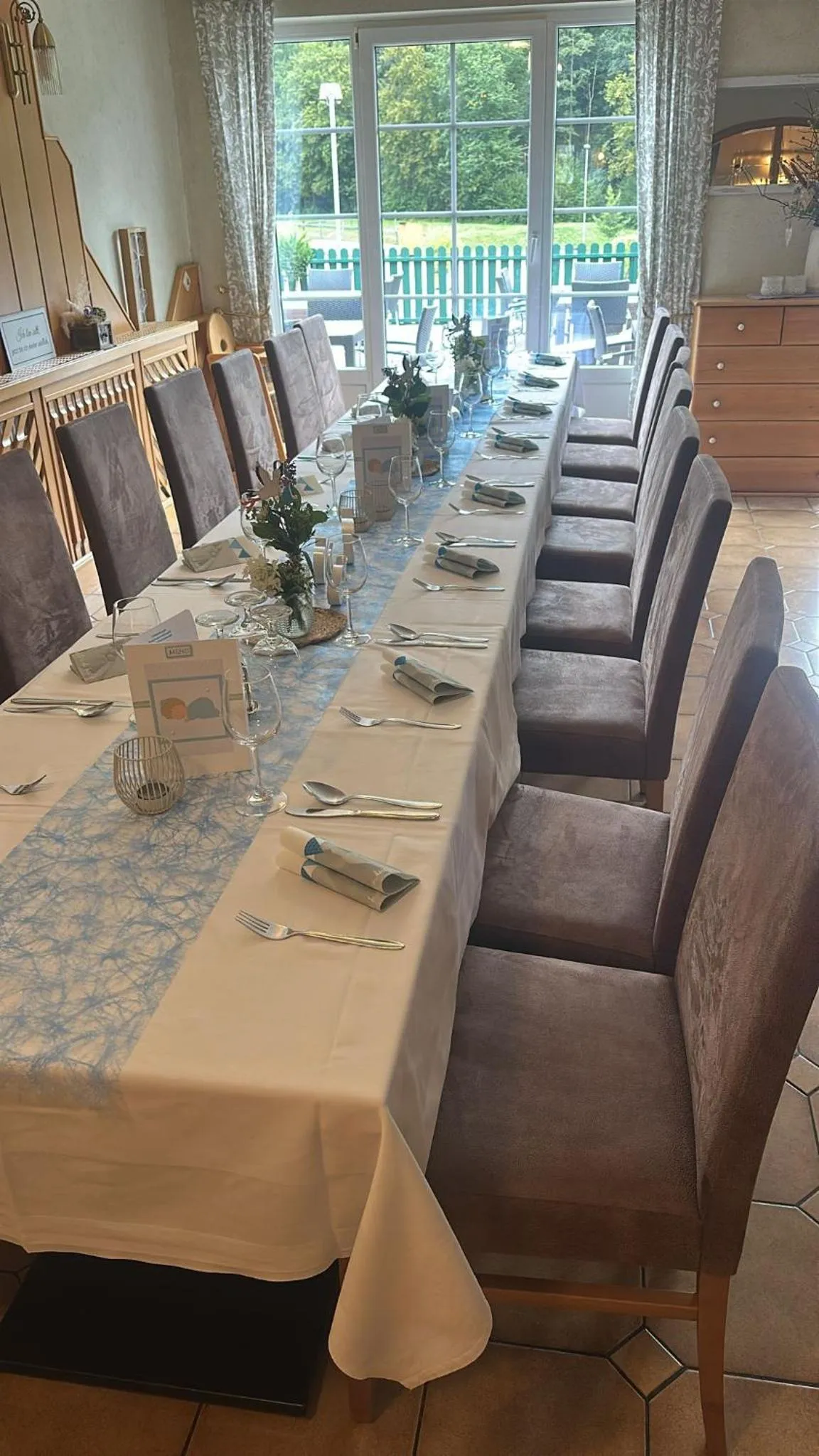 Restaurant/places to eat in Schliefauhof