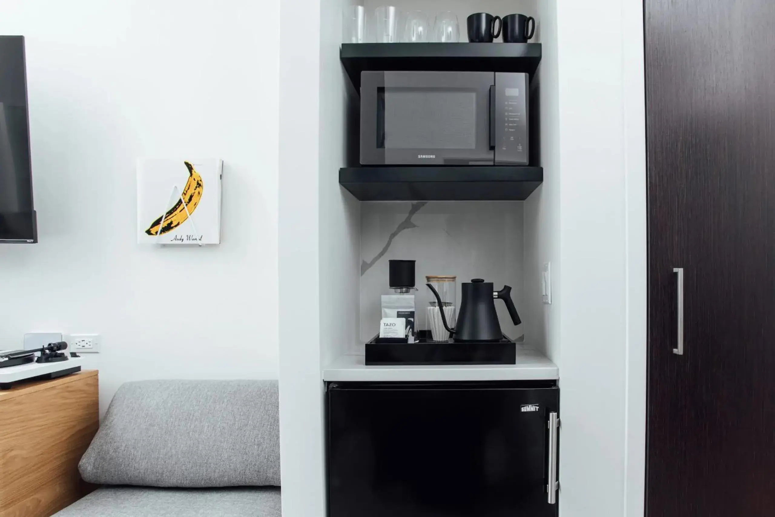 Studio Suite in Mint House at 70 Pine Studio Suite in Mint House at 70 Pine