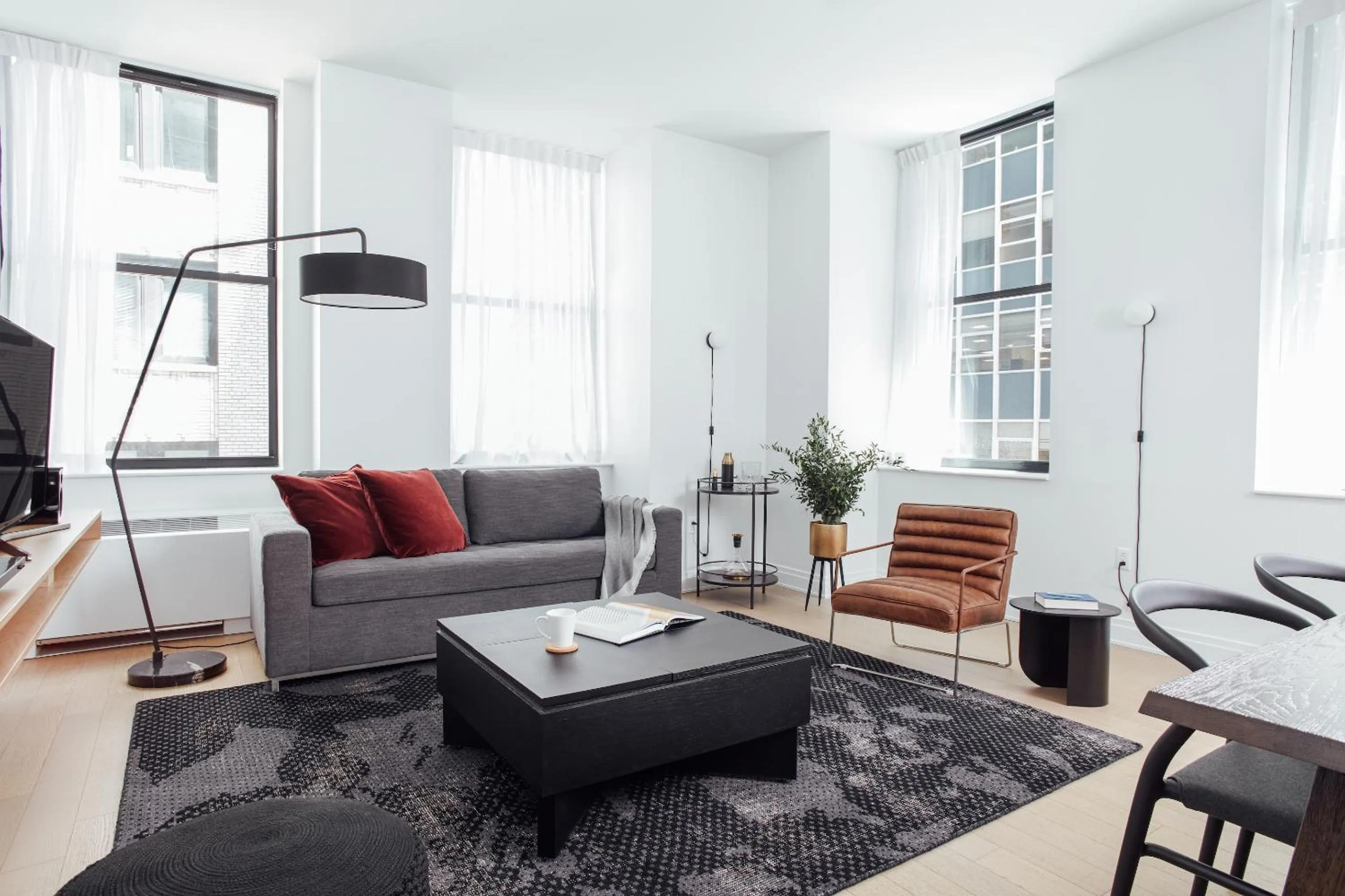 Living room in Mint House 70 Pine by Kasa