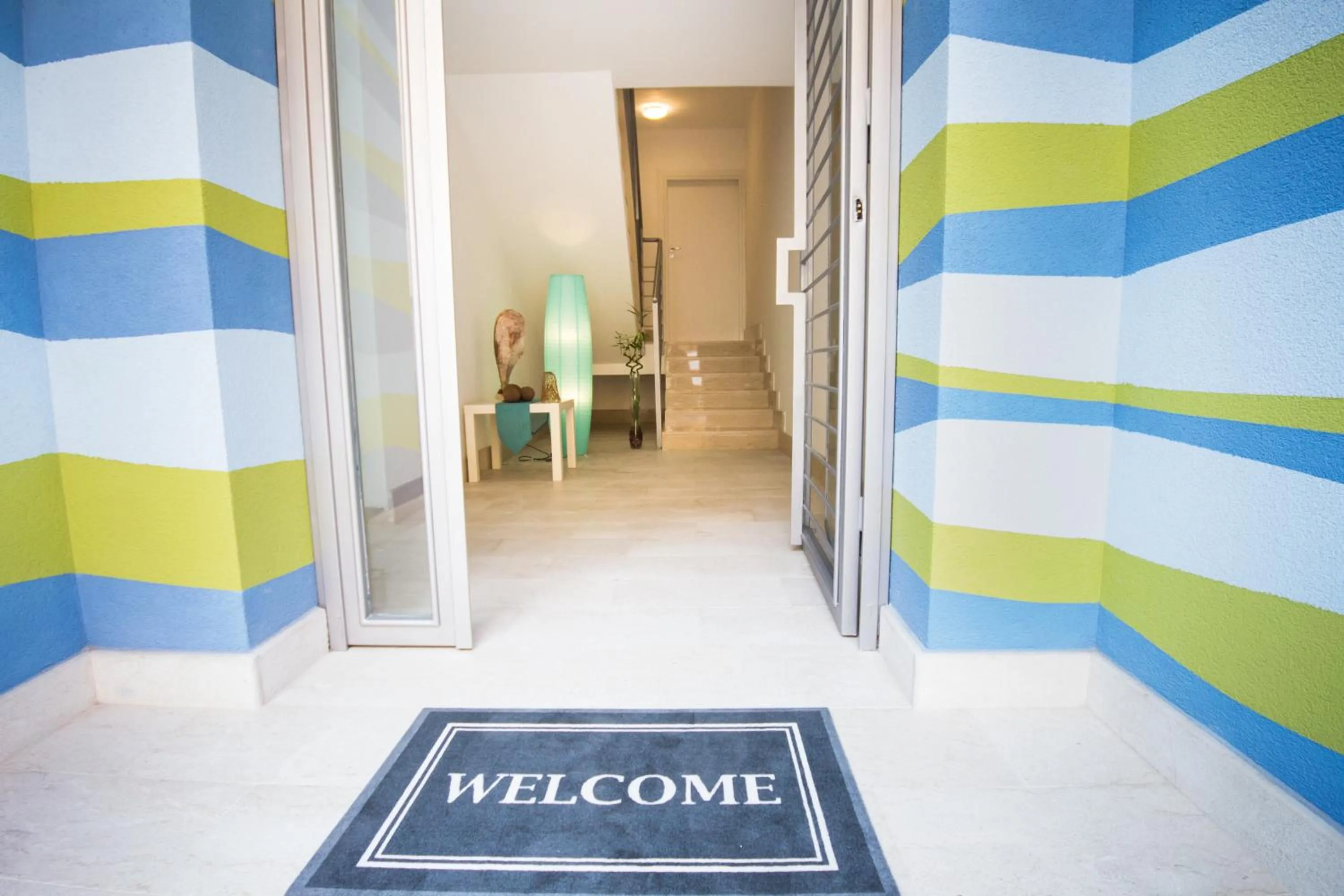 Facade/entrance in Stanze del Mare