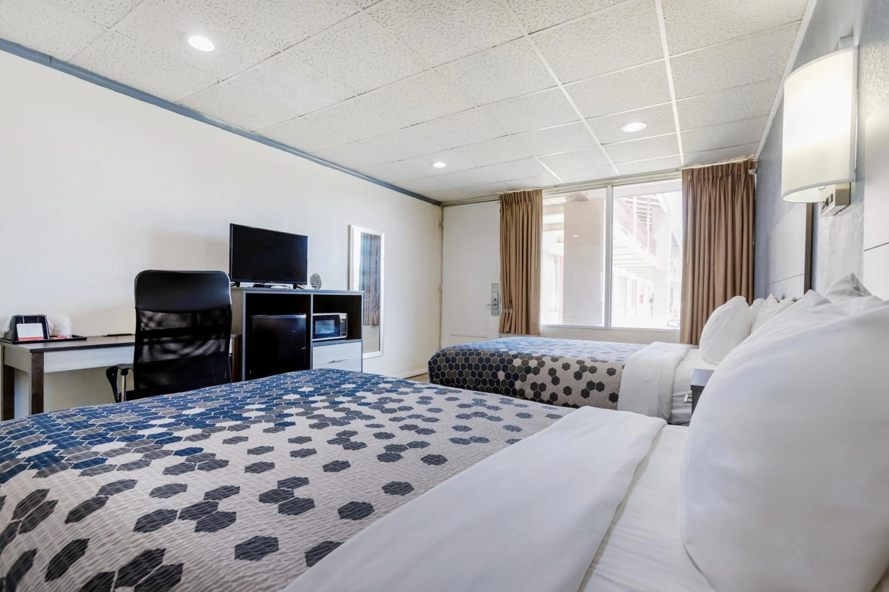 Bedroom, Bed in Edyn Hotel By Townhouse Wytheville US 52