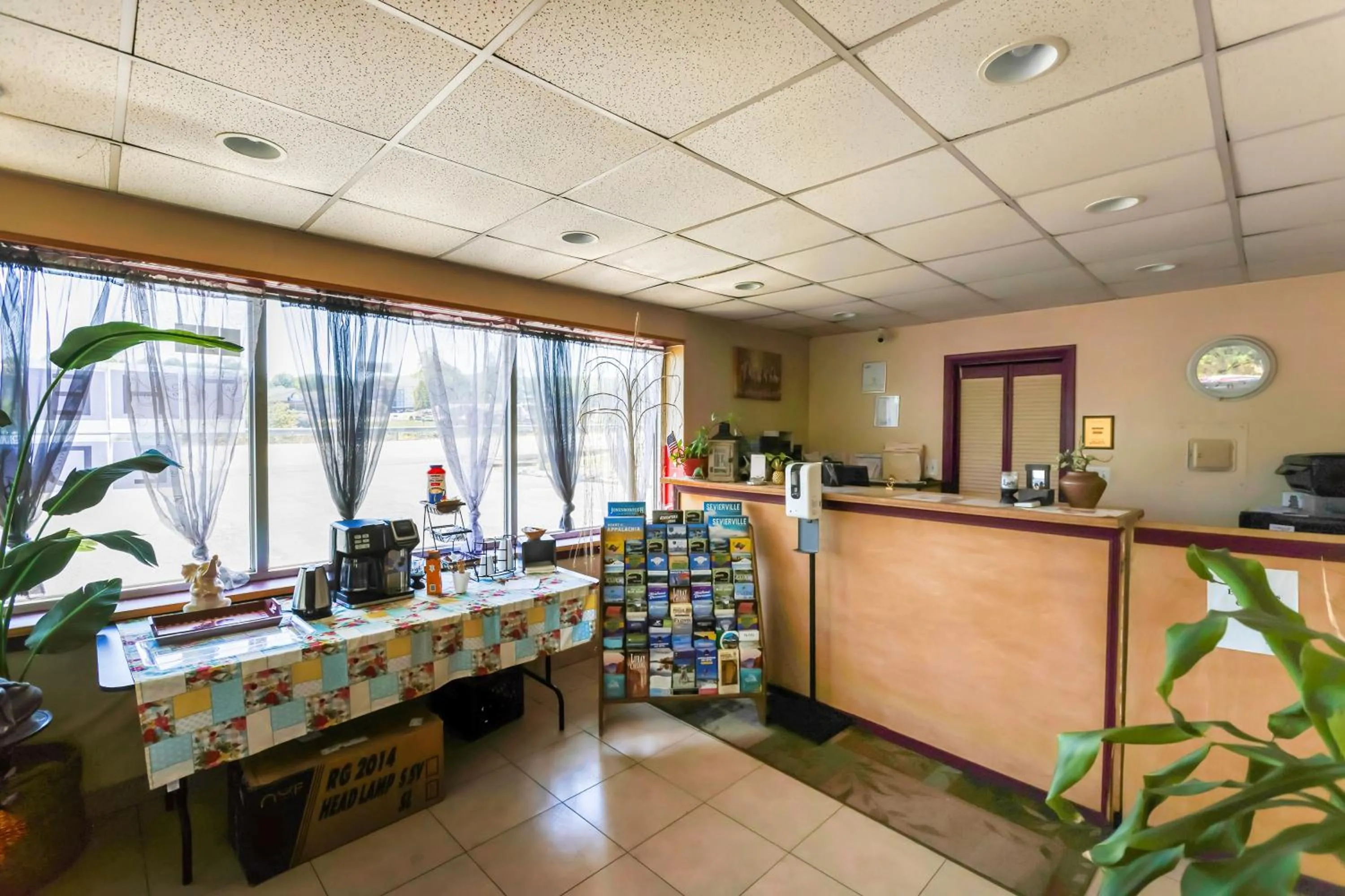 Lobby or reception in Edyn Hotel By Townhouse Wytheville US 52