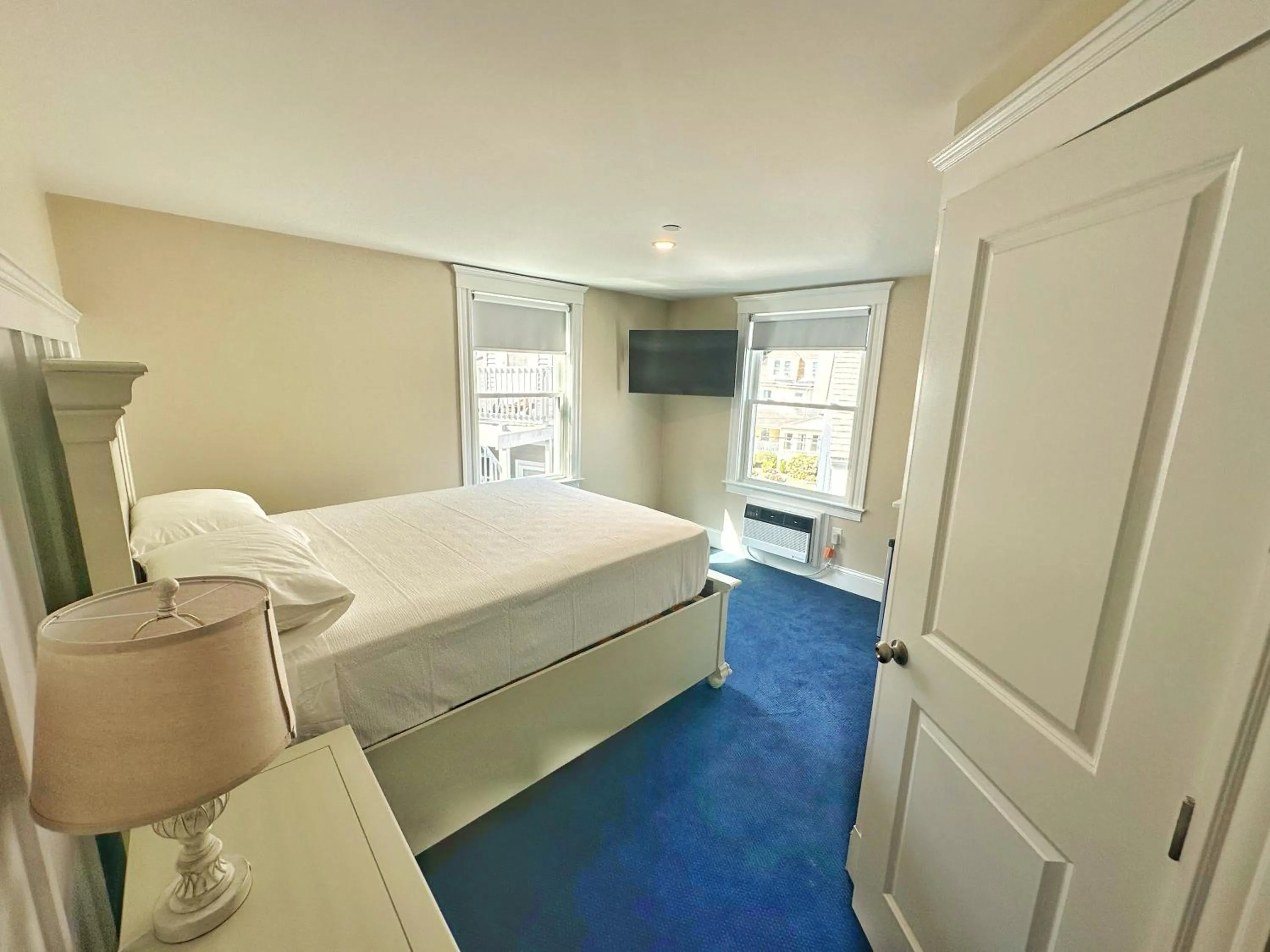 Winthrop Arms Hotel Restaurant Logan Airport