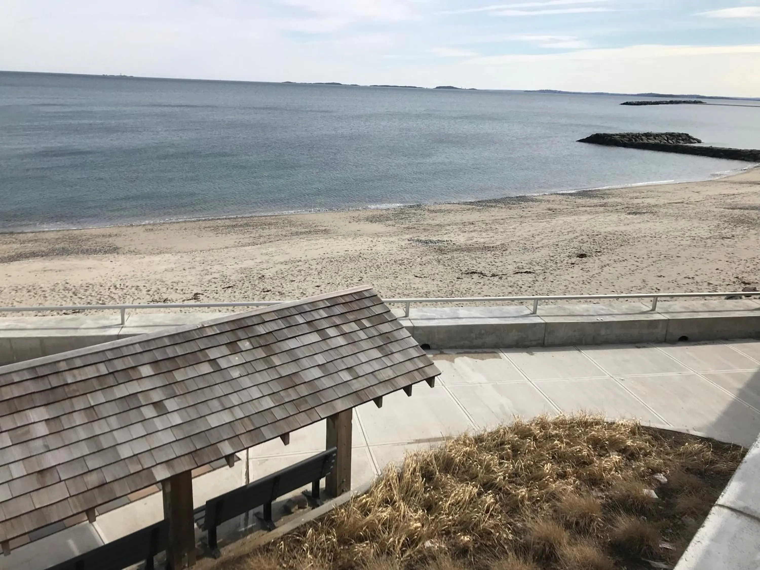 Beach in Winthrop Arms Hotel Restaurant Logan Airport