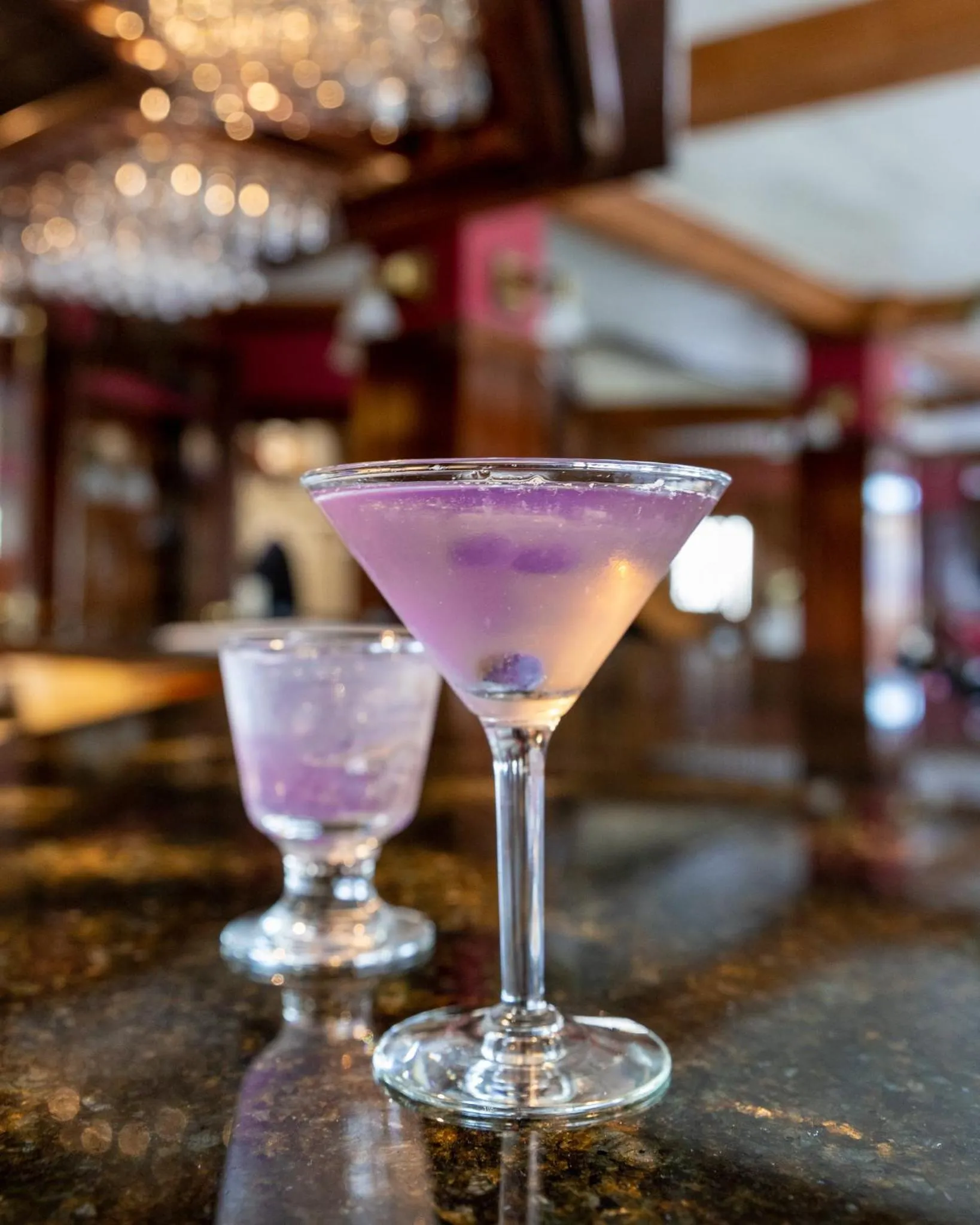 Lounge or bar in Winthrop Arms Hotel Restaurant Logan Airport