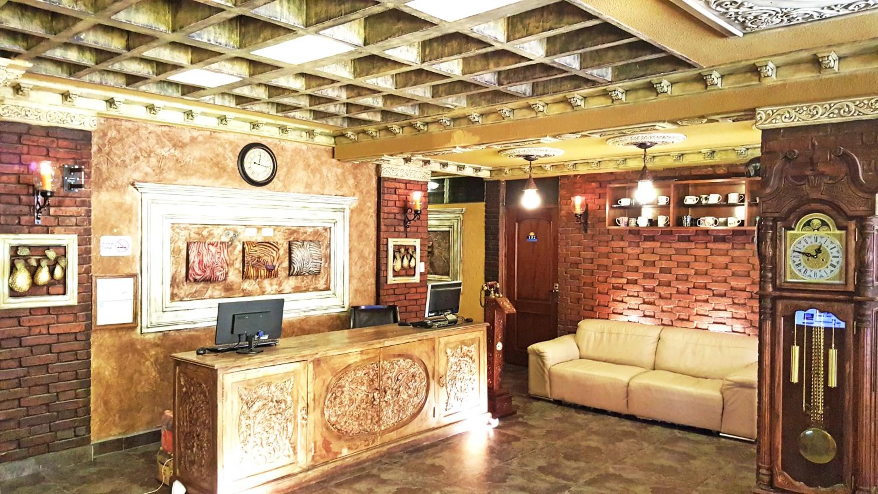 Lobby or reception in Antigua Inn Hotel