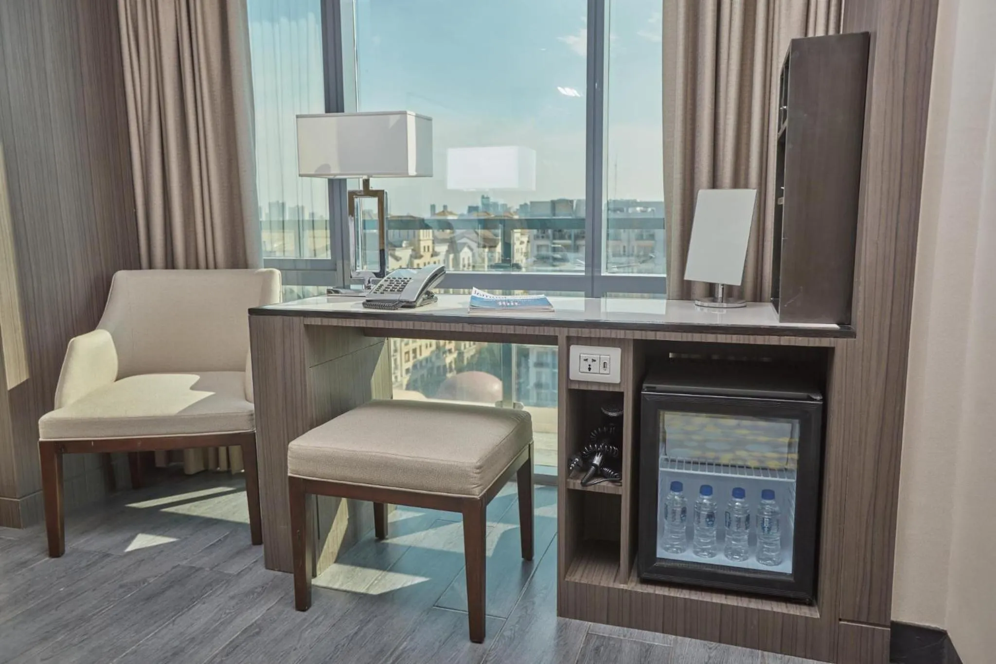 Prime Deluxe Twin in Belmont Hotel Manila near NAIA Terminal 3 MNL