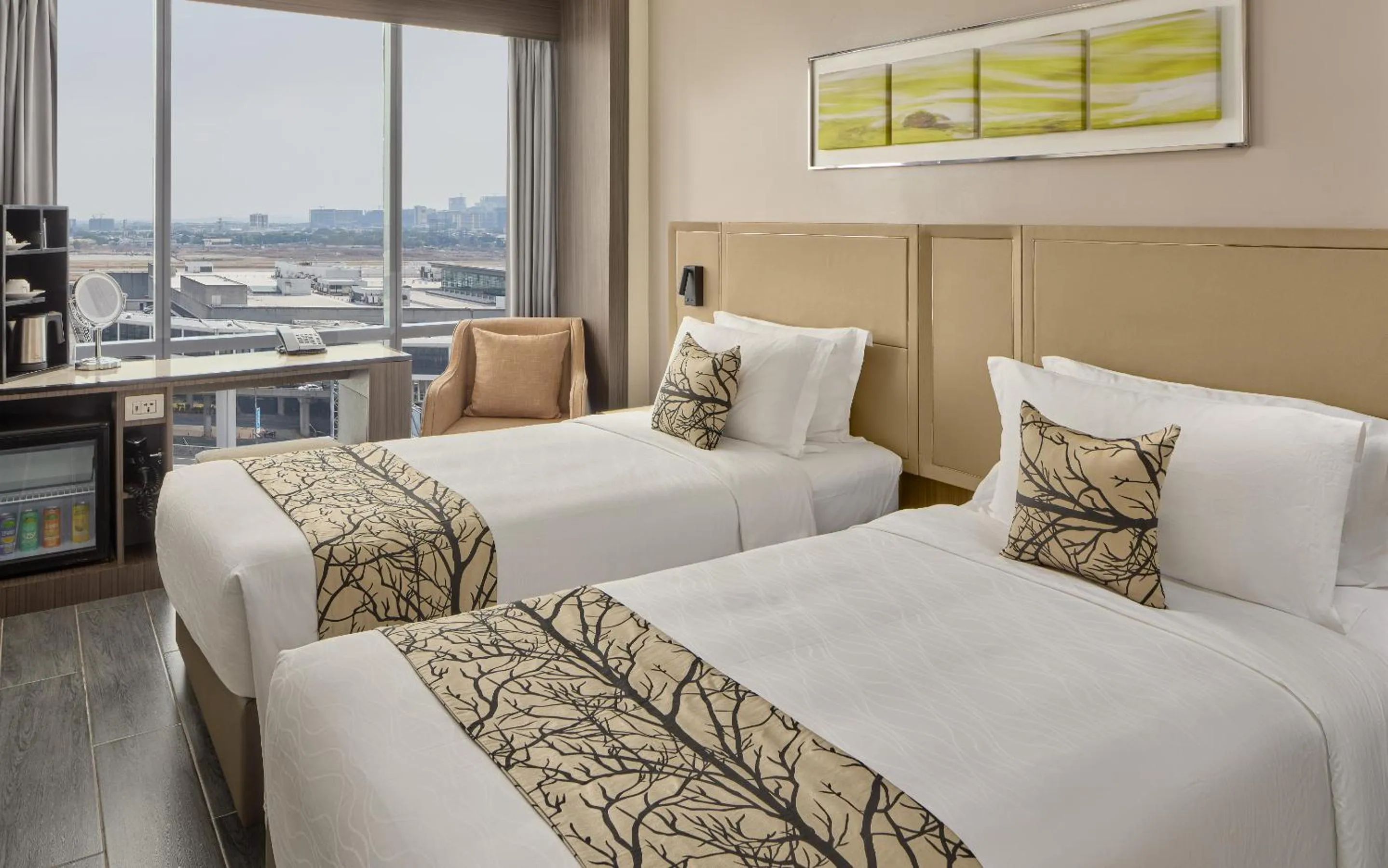 Standard Twin with High Speed Wifi in Belmont Hotel Manila near NAIA Terminal 3 MNL