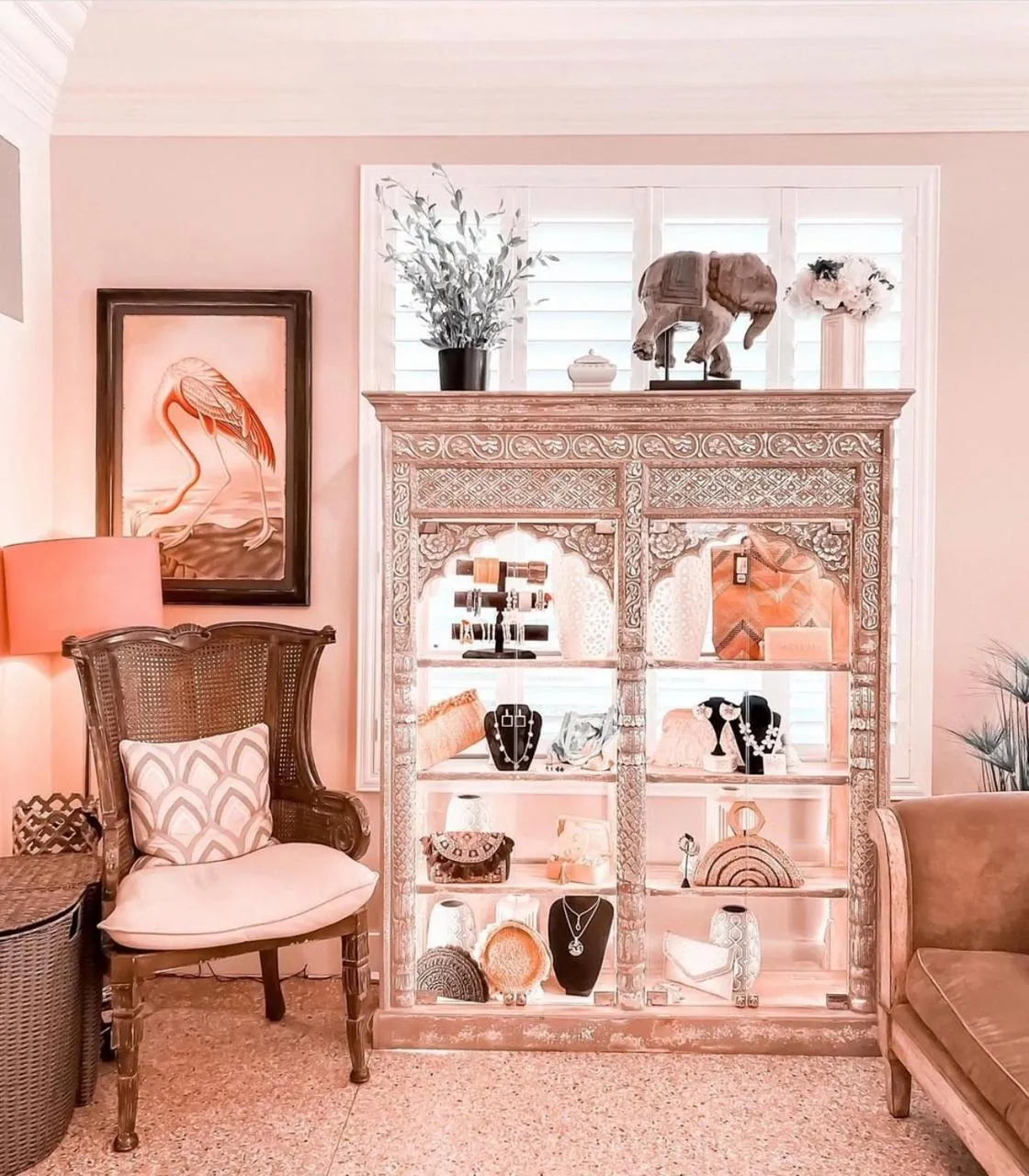 On-site shops in Henrosa Hotel