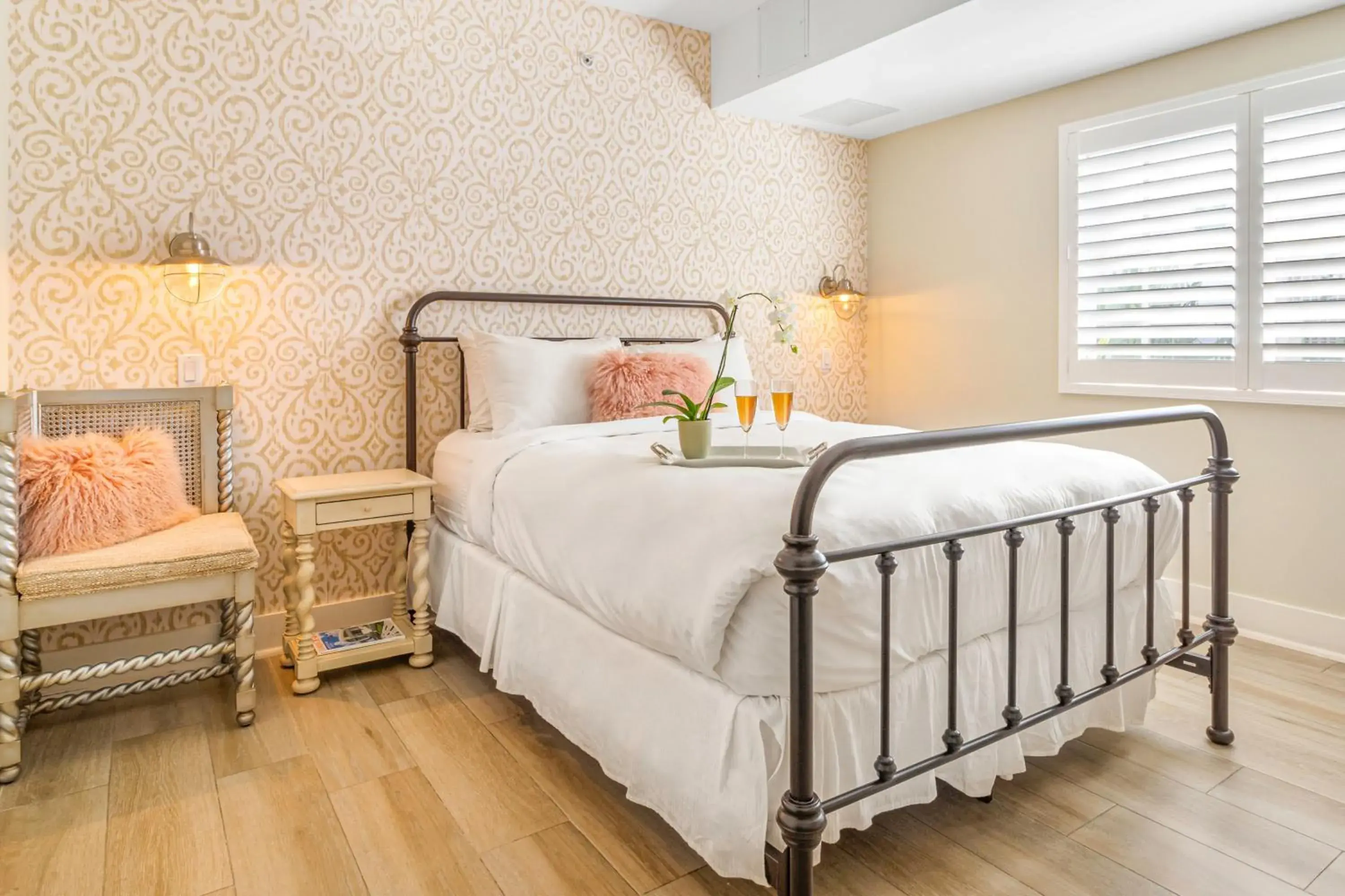 Queen Room in Henrosa Hotel Queen Room in Henrosa Hotel