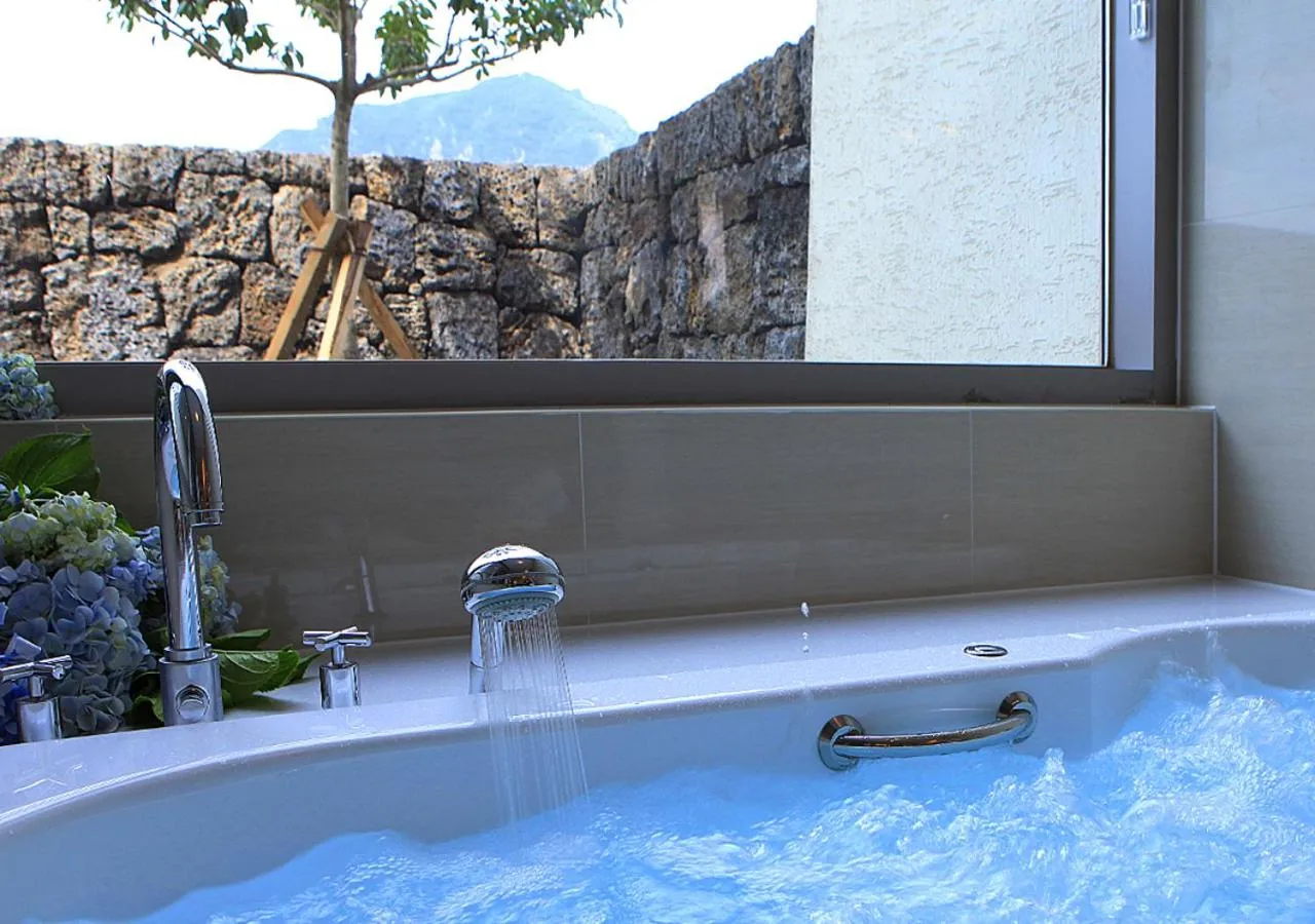 Hot Tub in Comma&Spa Resort