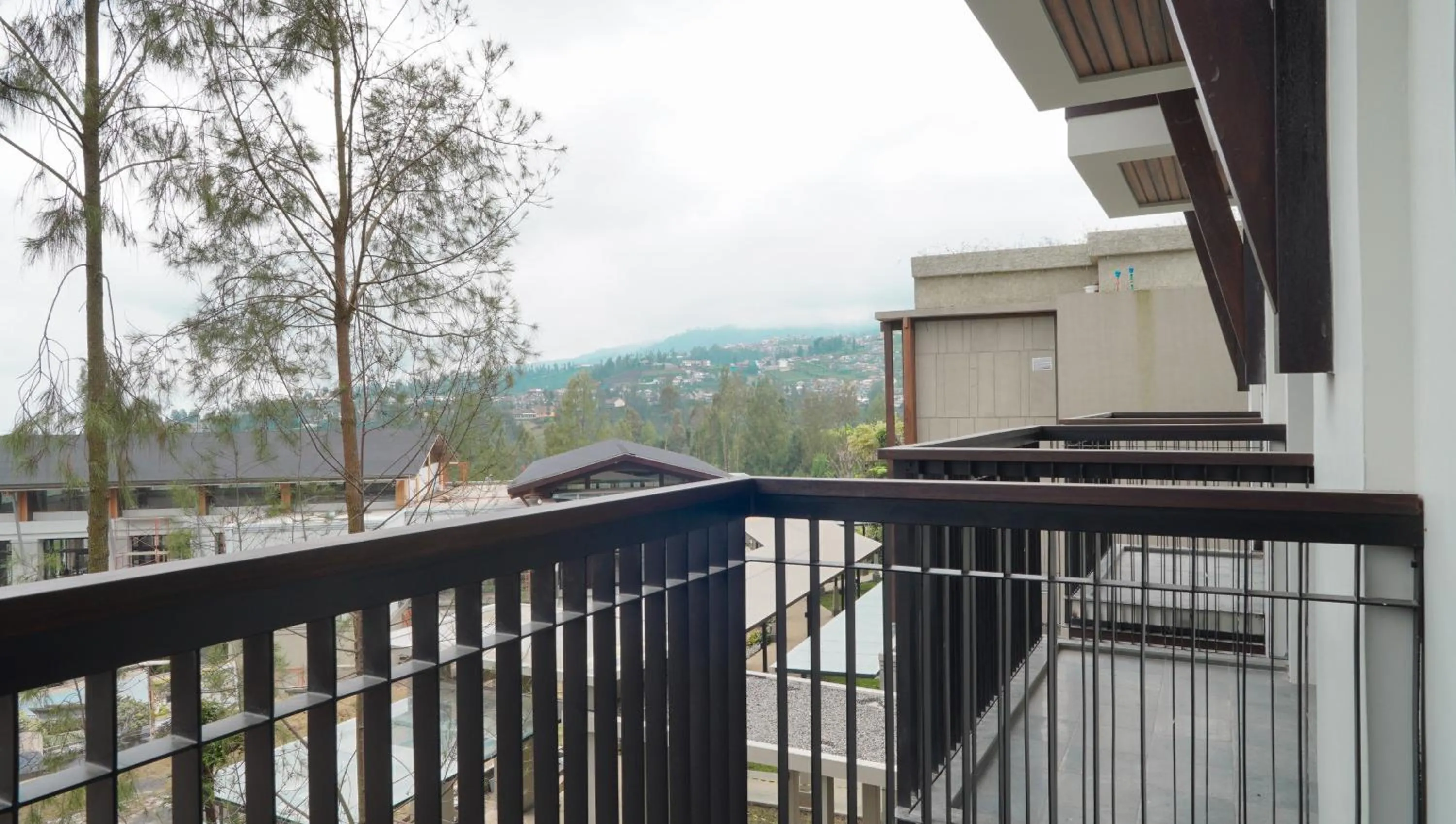 Balcony/Terrace in Jambuluwuk Bromo Resort