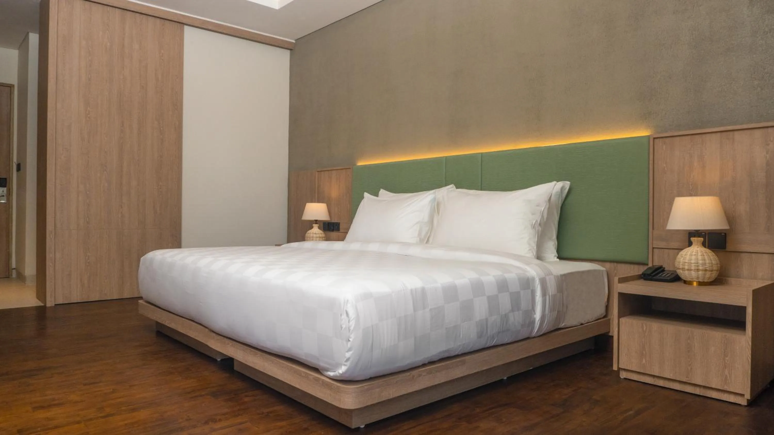 Bed in Jambuluwuk Bromo Resort