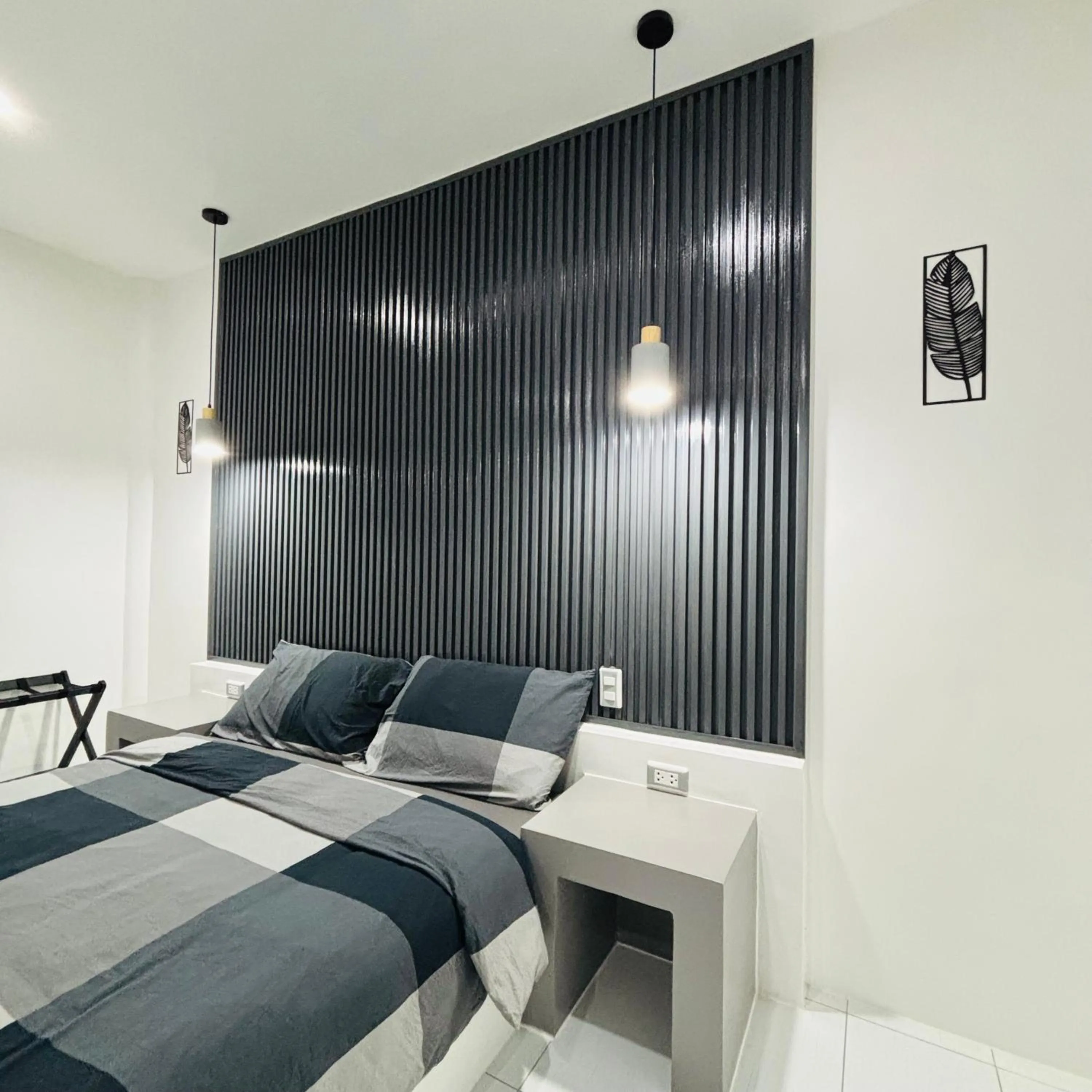 Bed in Hotel Sisters Inn