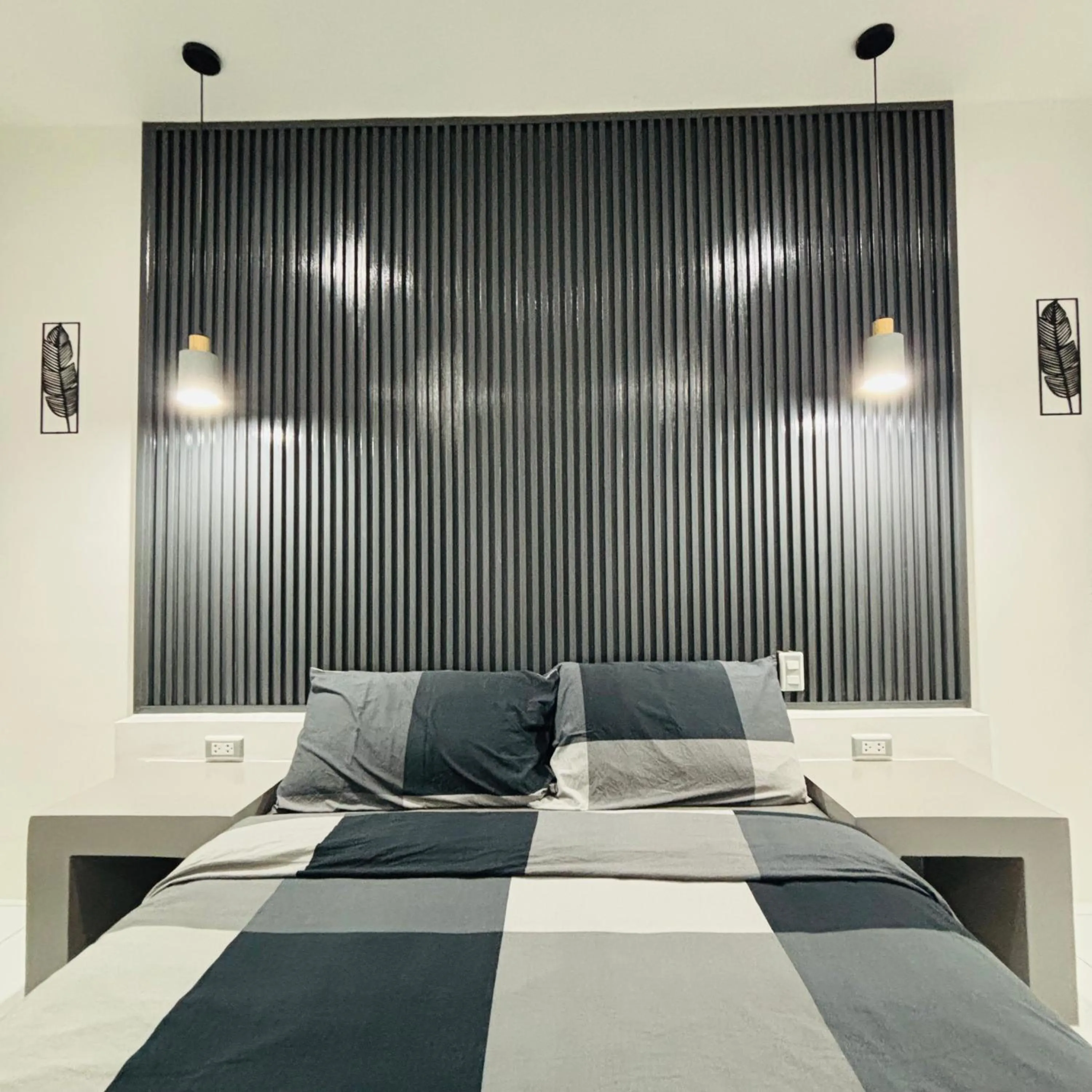 Bed in Hotel Sisters Inn