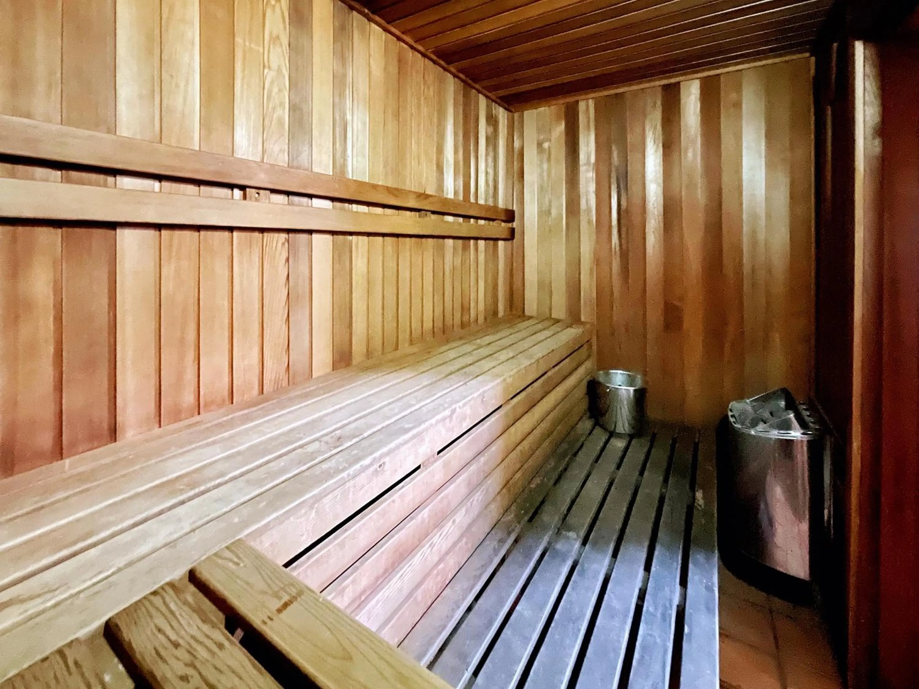 Sauna in Mermaid Beach Park View