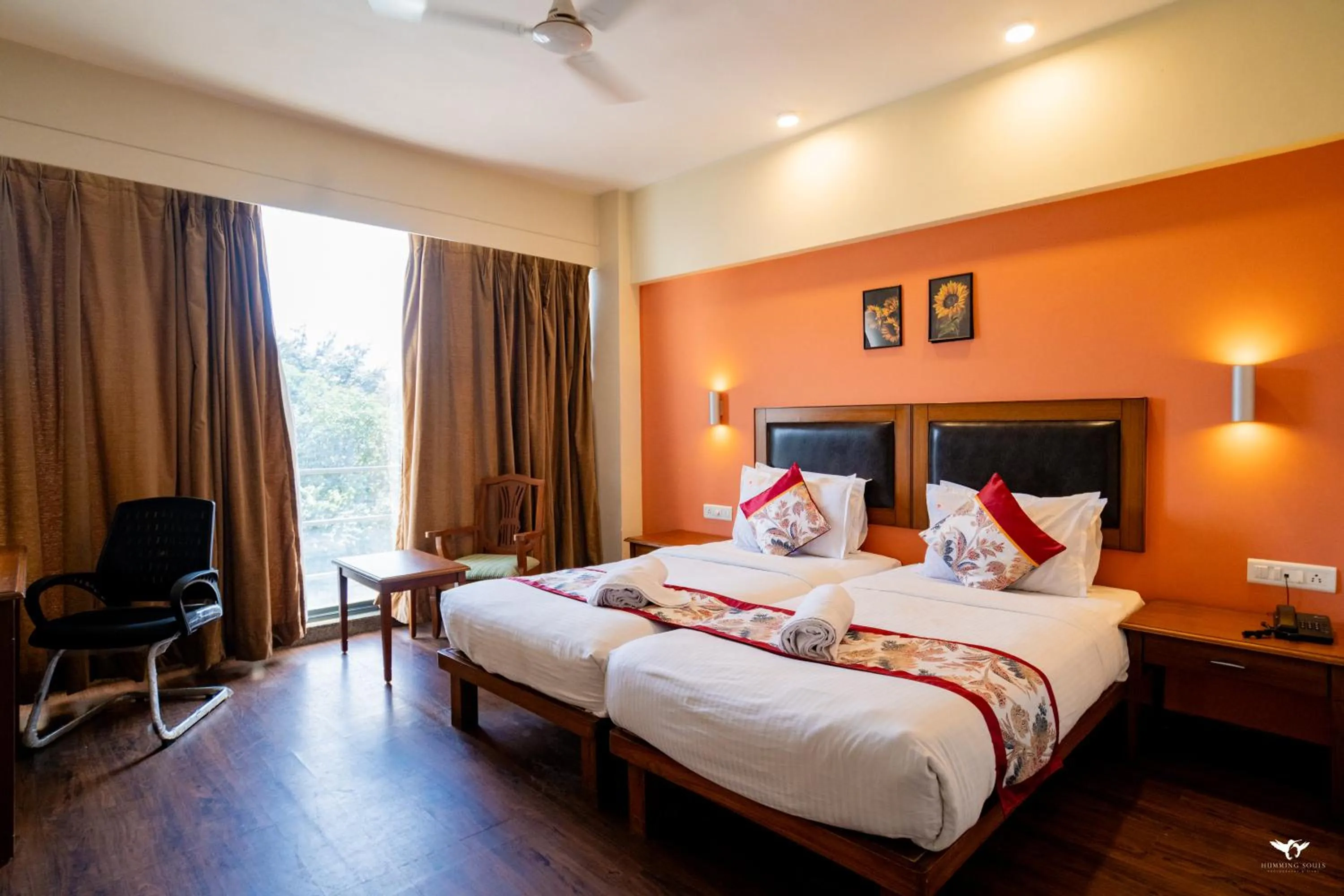 Photo of the whole room, Bed in Krishna Inn - Royal Hotels