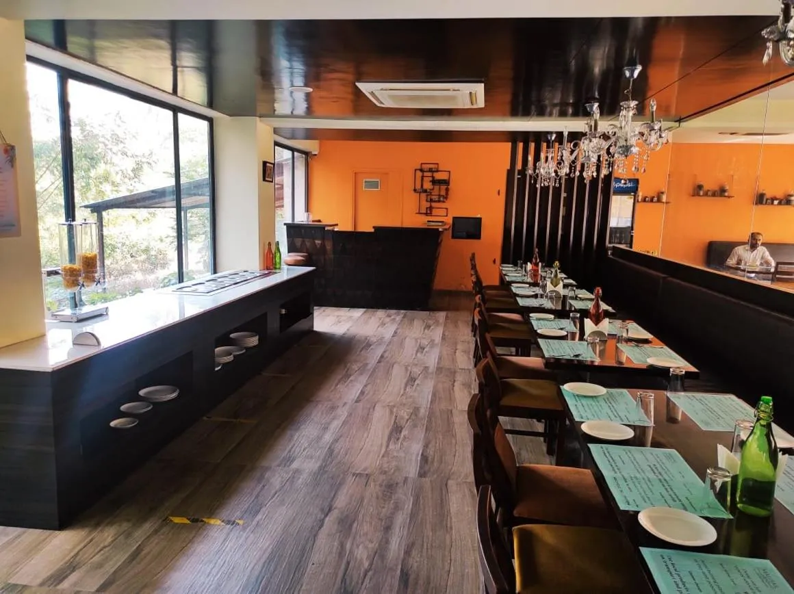 Restaurant/places to eat in Krishna Inn - Royal Hotels