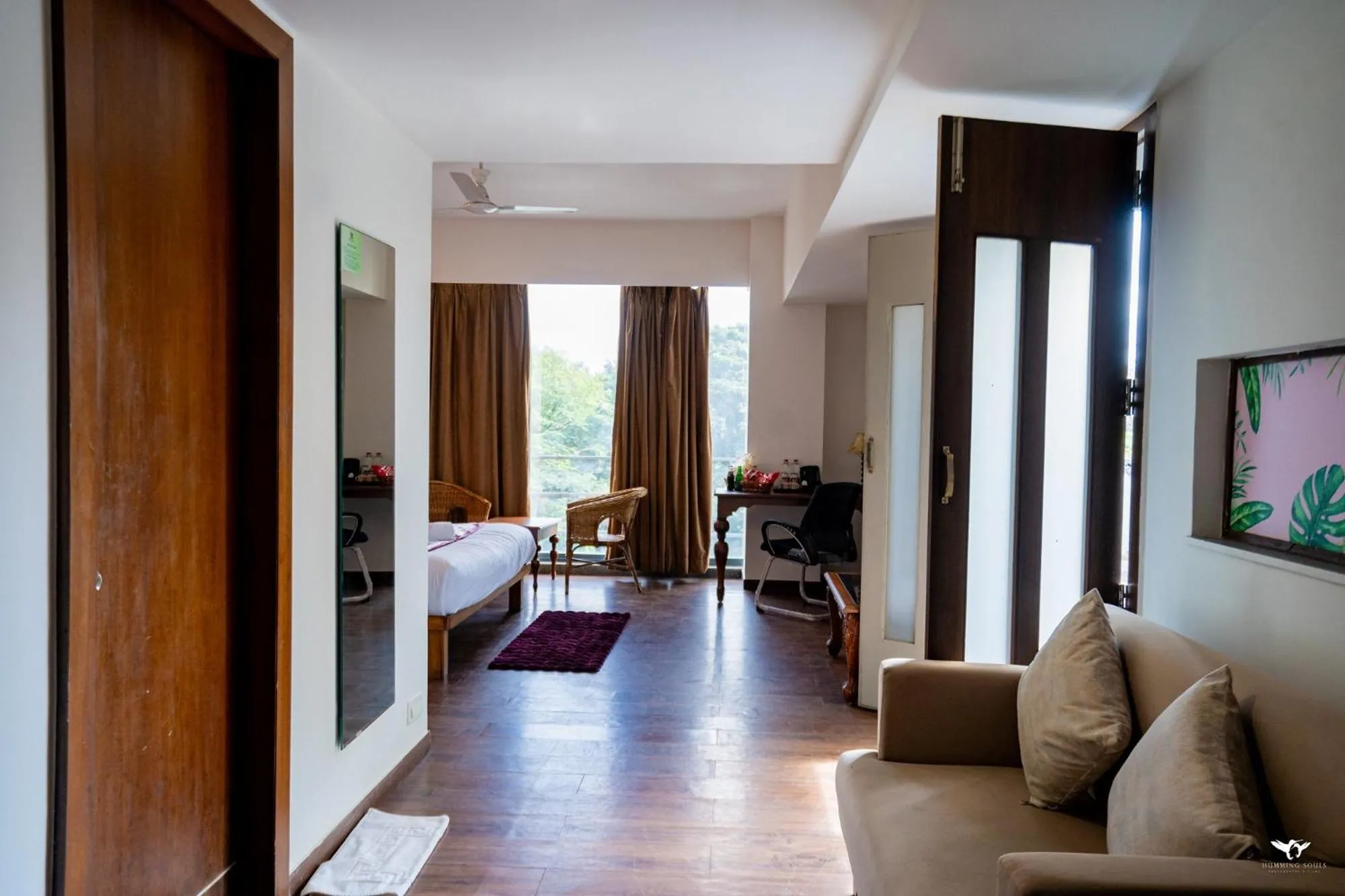 Living room, Bed in Krishna Inn - Royal Hotels