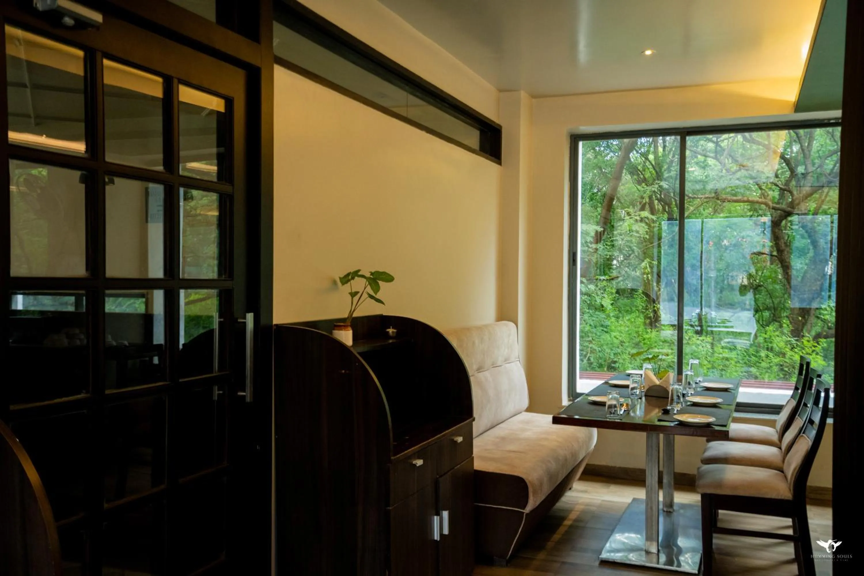 Dining area in Krishna Inn - Royal Hotels