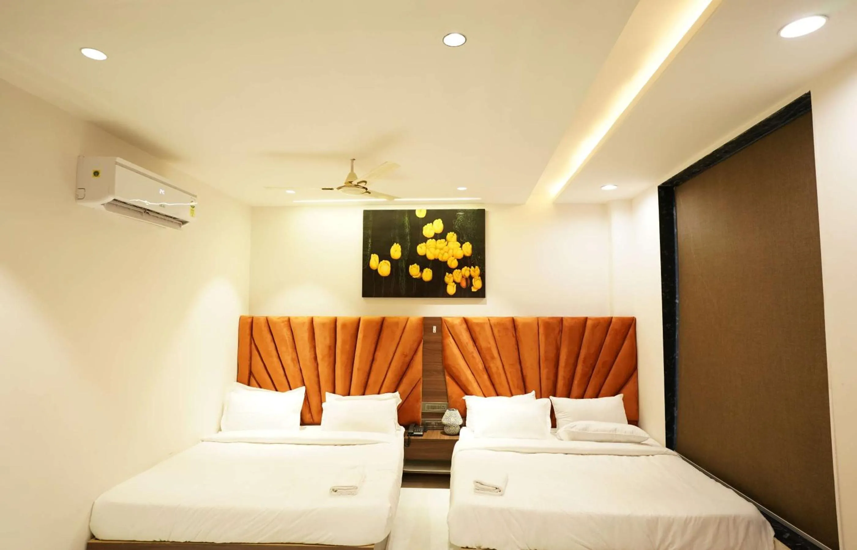 Bed in HOTEL V Inn STUDIO