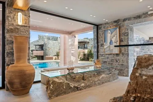 Volta Seaside Boutique Hotel